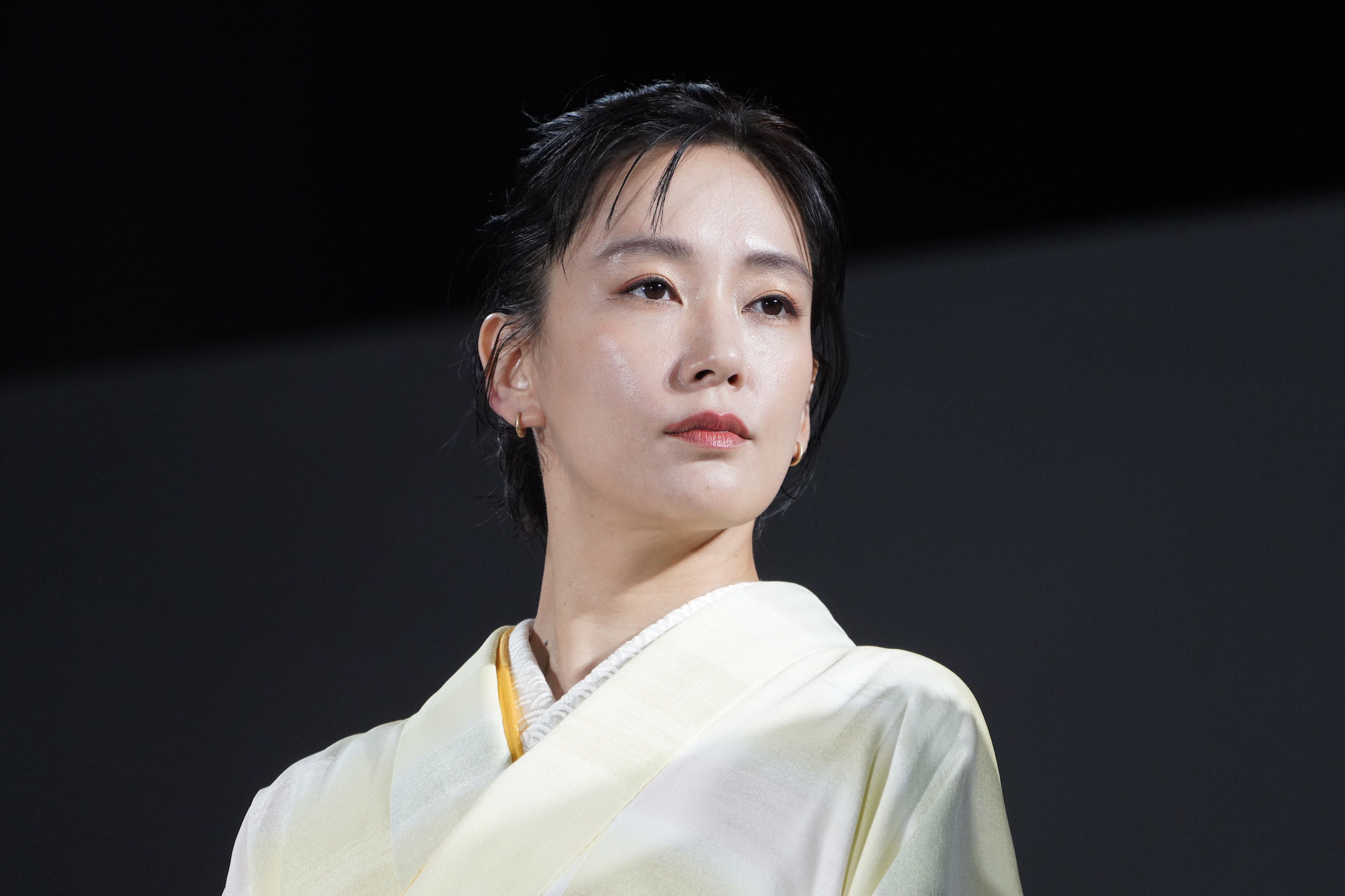 水川あさみ「わたしのスッピンもピカピカに写ってる！」ショットを披露