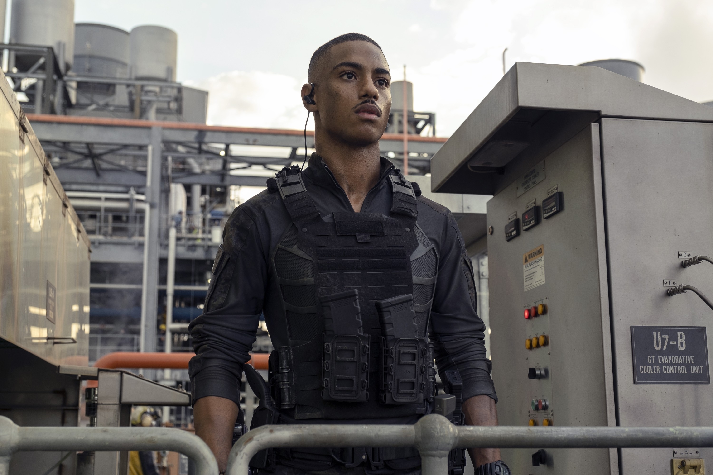 Keith Powers in a uniform in "The Tomorrow War"