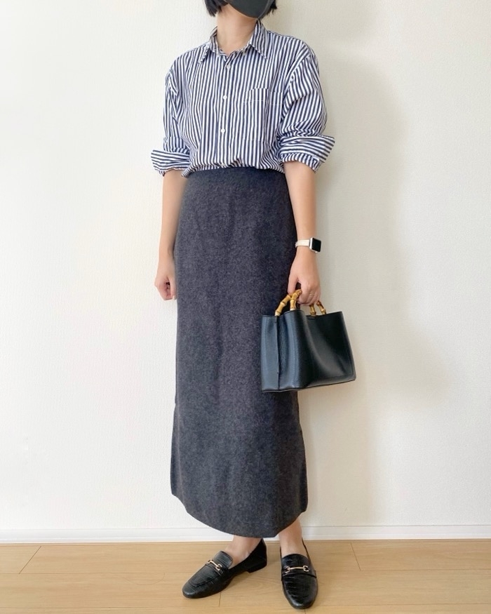 ユニクロ★UNIQLOスフレヤーンフレアスカート黒S ニット ユニクロ】秋冬コーデにヘビロテ決定！ふんわり素材の「楽ちん