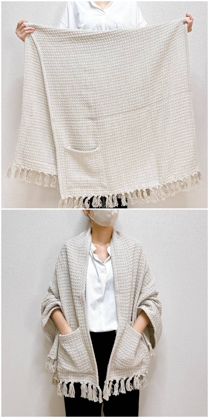 3COINS(スリーコインズ)のおすすめ便利グッズ「《2WAY》ワッフルストールブランケット」