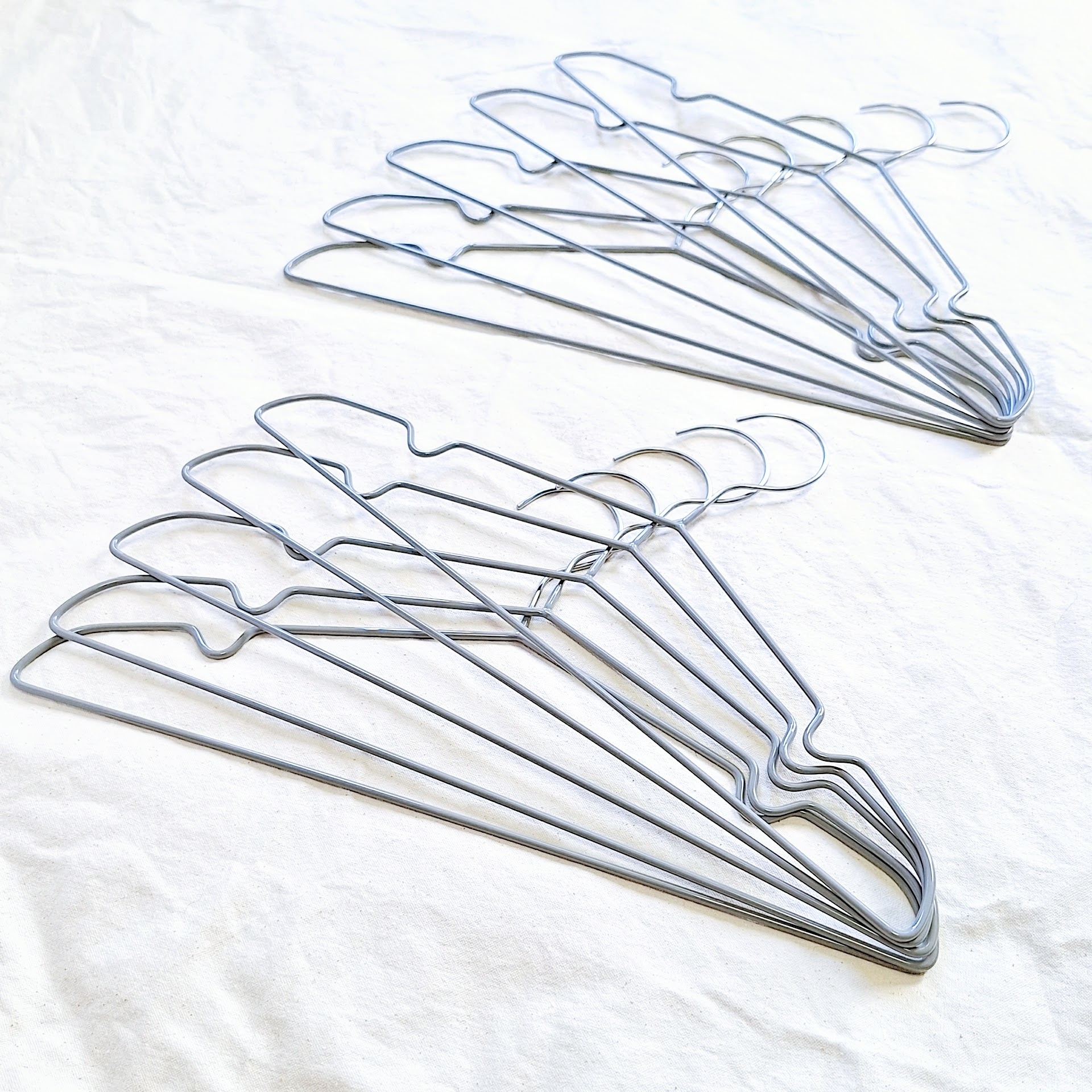 無印良品のおすすめ便利グッズ「すべりにくいハンガー」