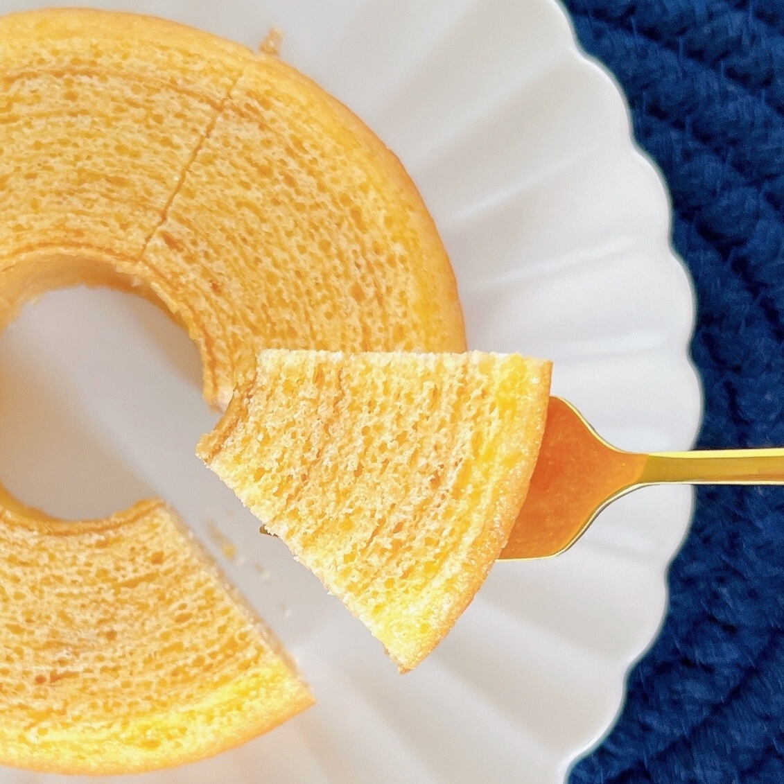 LAWSON(ローソン)のおすすめスイーツ「こだわり素材のバウムクーヘン」