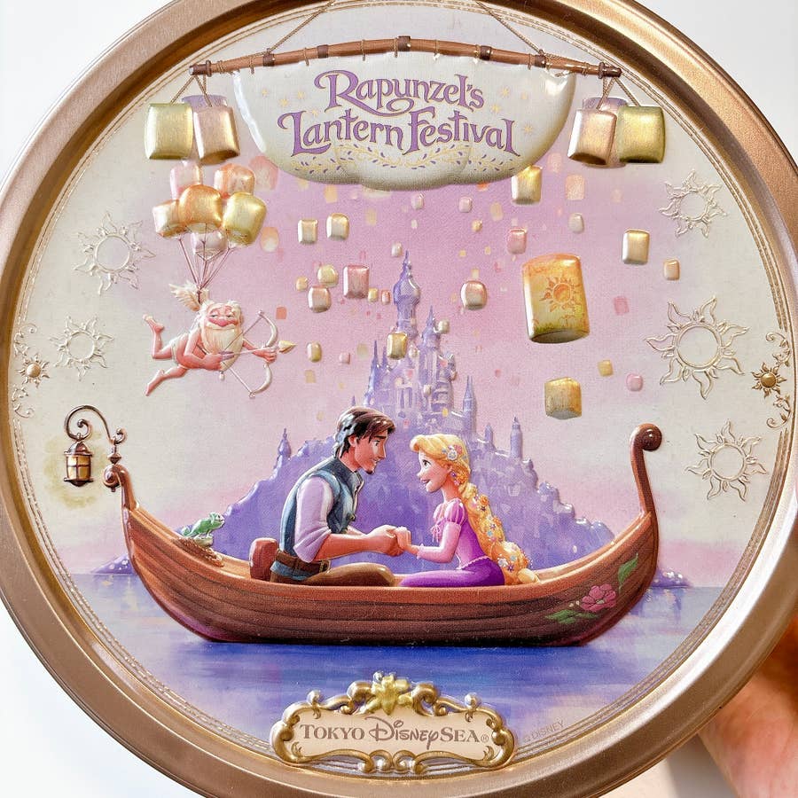 ディズニーシーで見つけた「ラプンツェル缶」に一目惚れ！幻想的な  