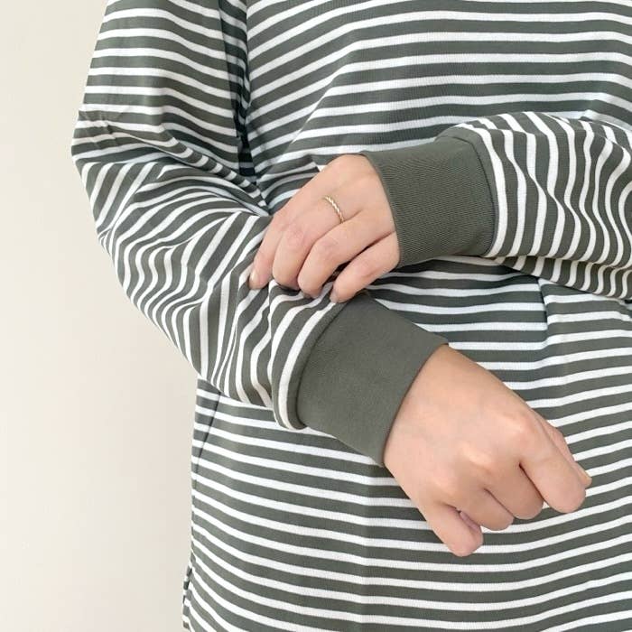 ユニクロ】「長袖だけど涼しい！」「エアリズム最高」レビュー大絶賛の 