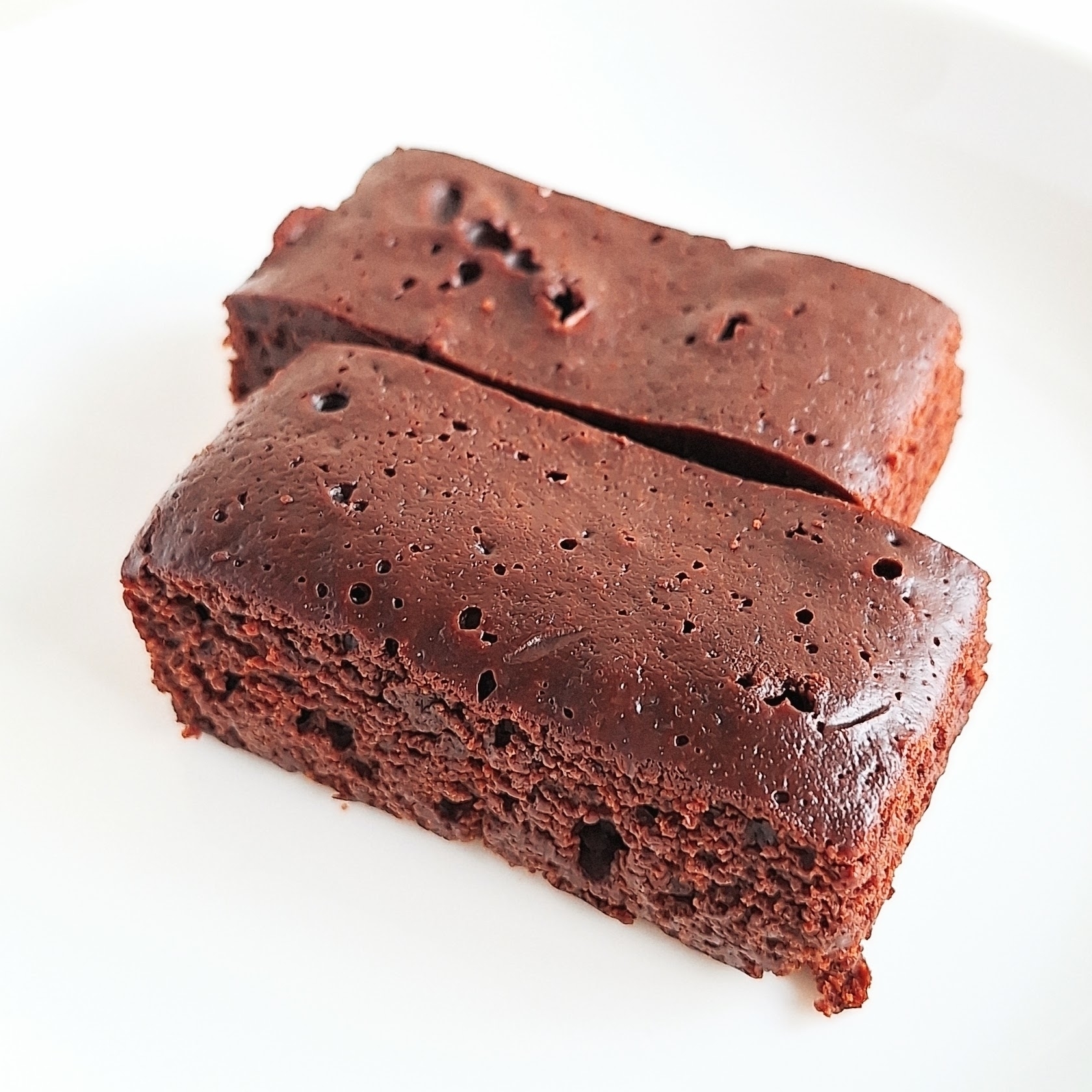 セブンのおすすめスイーツ「７カフェ　濃厚ガトーショコラ」