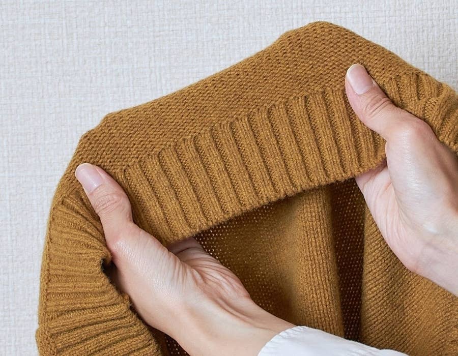 ユニクロU】発売前から狙ってた…！美シルエットの「ふんわりニット 