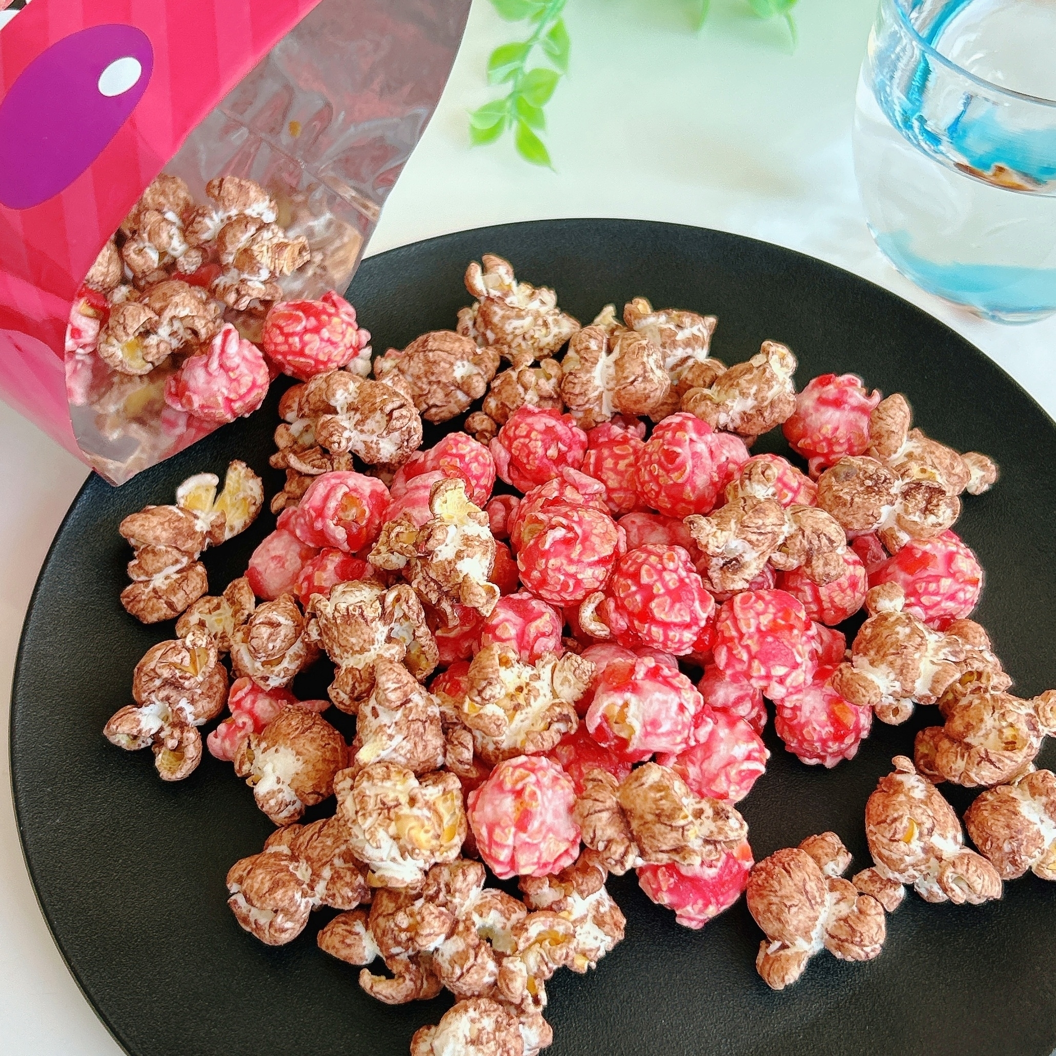 セブンのおすすめお菓子「キャラモルMixポップコーン」