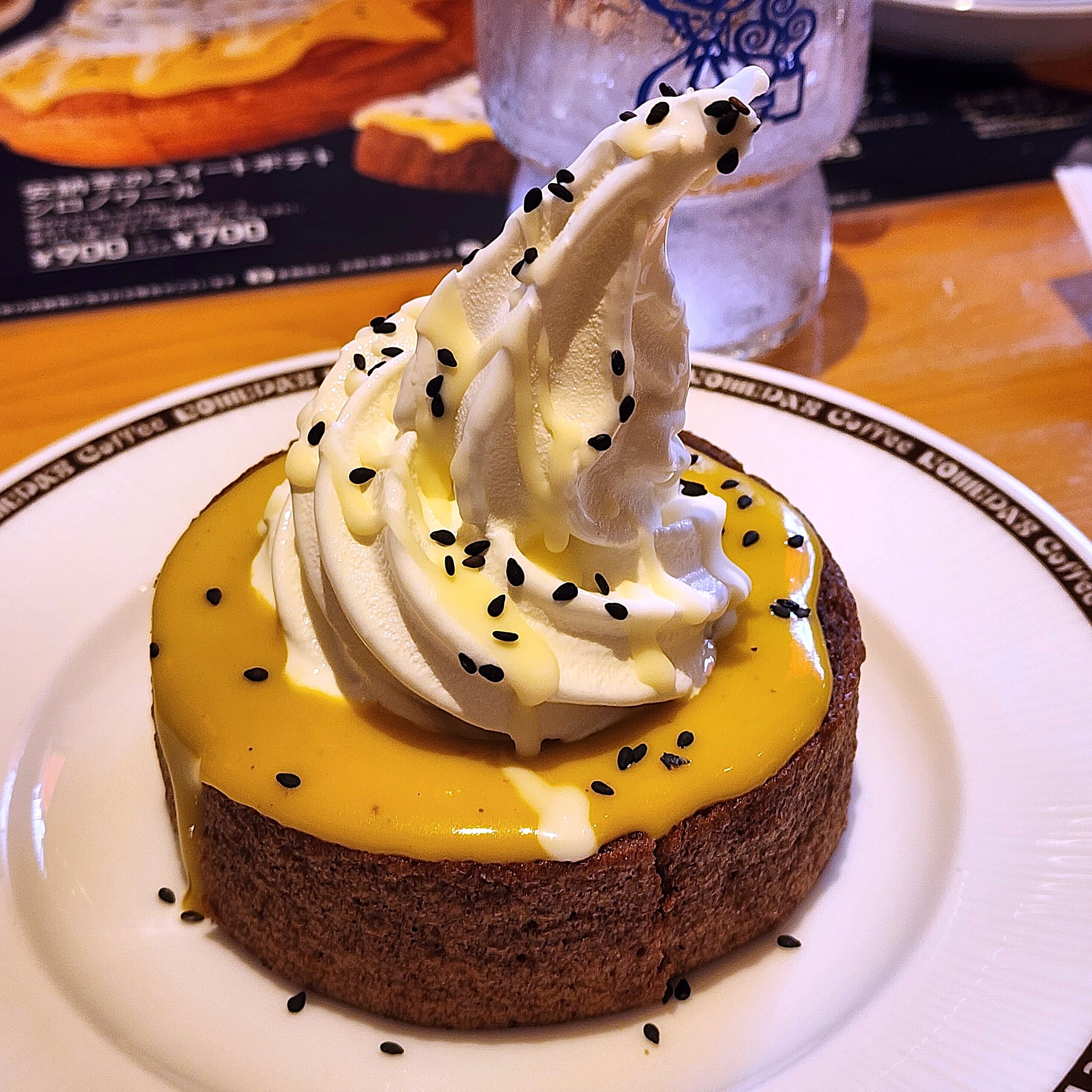 コメダ珈琲店のおすすめスイーツ「安納芋のスイートポテト クロネージュ」