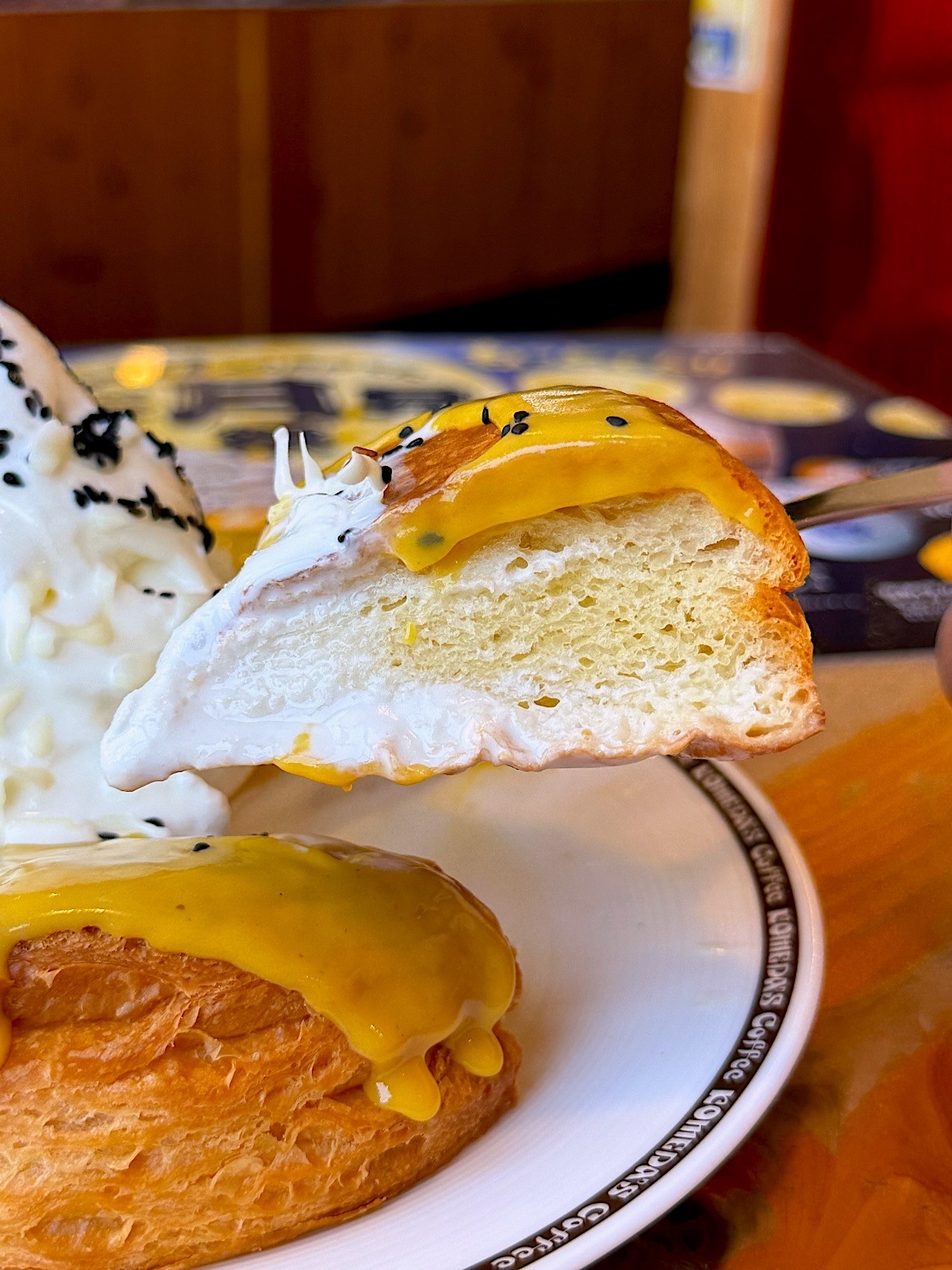 コメダ珈琲店のおすすめスイーツ「安納芋のスイートポテト シロノワール」