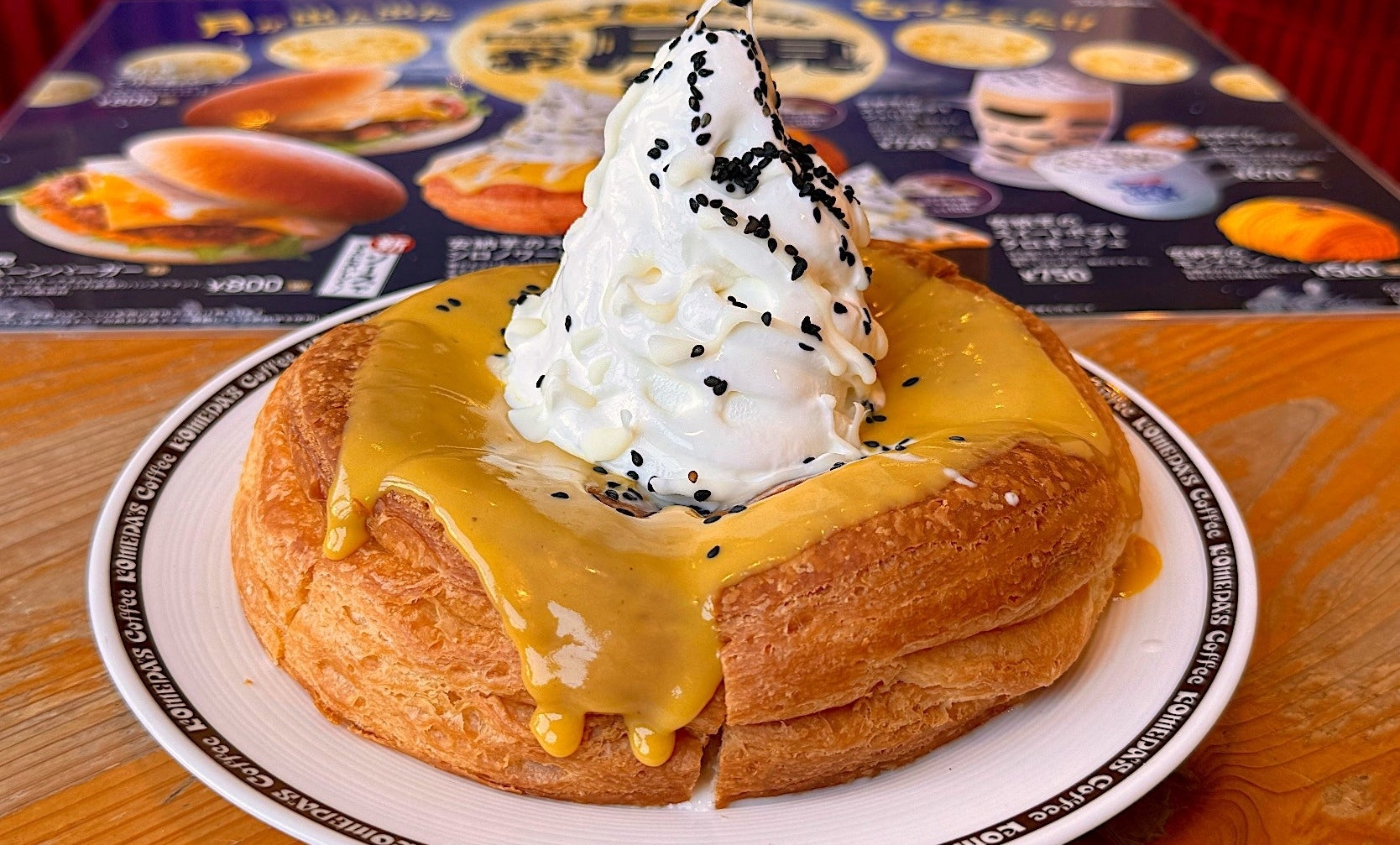 コメダ珈琲店のおすすめスイーツ「安納芋のスイートポテト シロノワール」