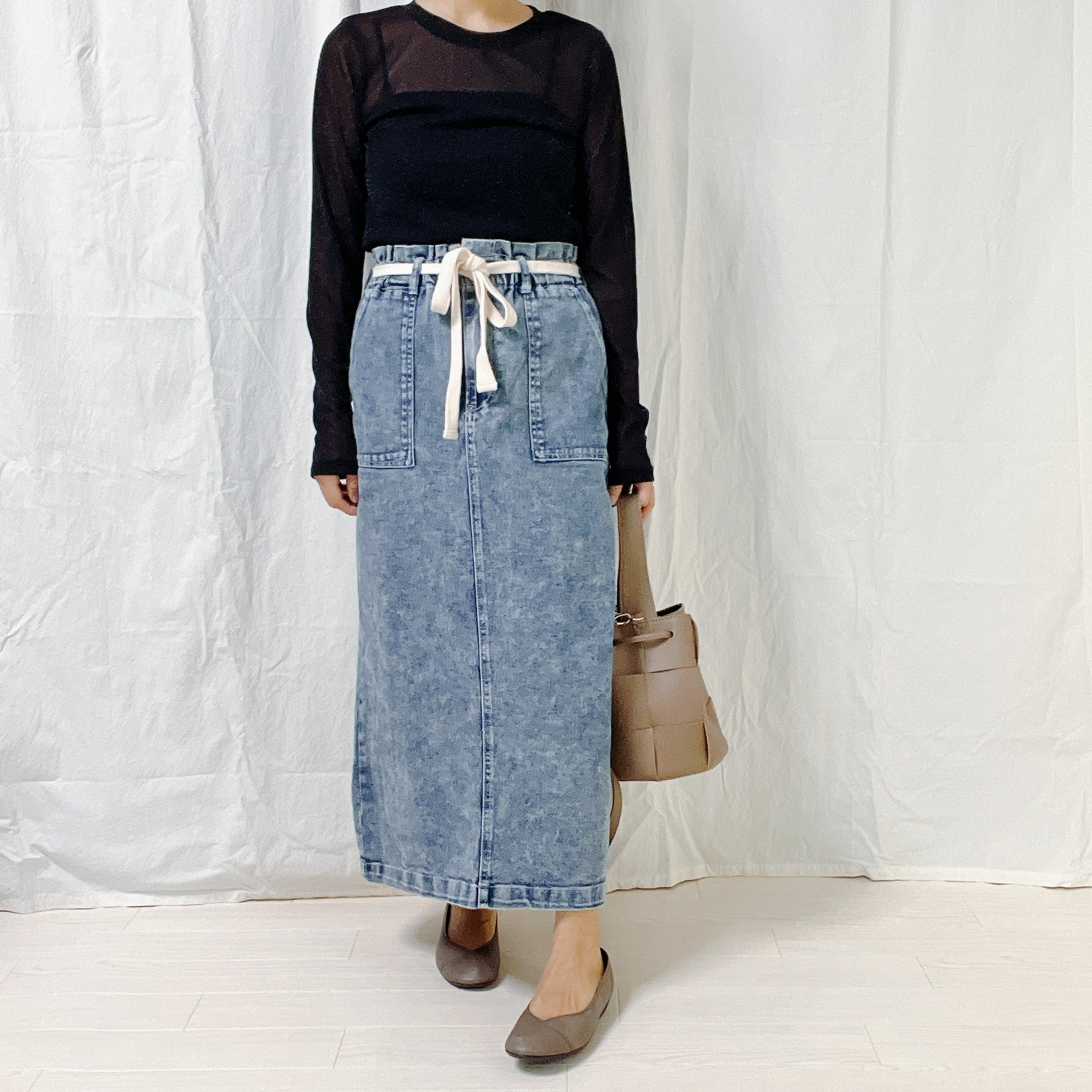 しまむらのおすすめファッションアイテム「NPUラメシアーロンT」のコーディネート