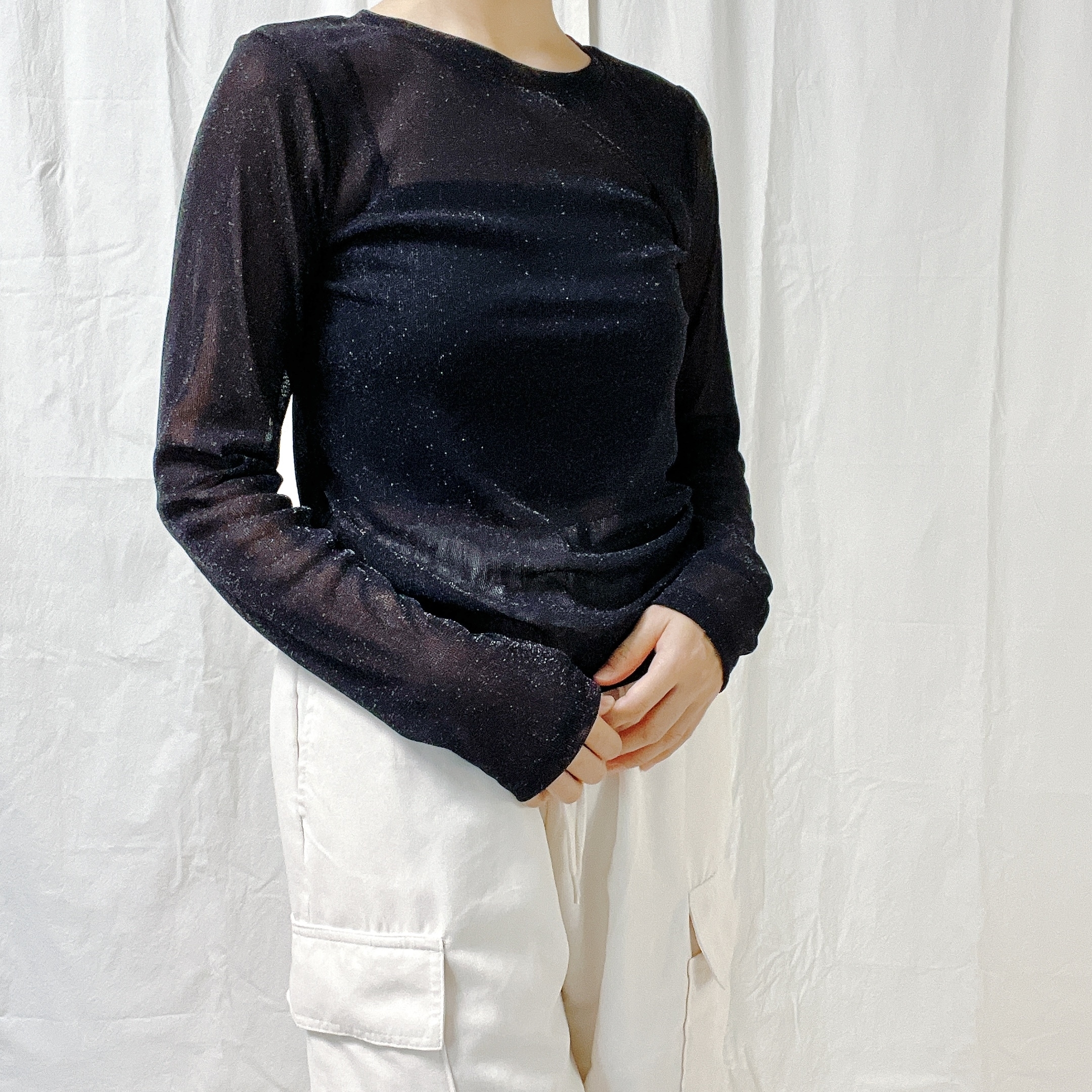 しまむらのおすすめファッションアイテム「NPUラメシアーロンT」