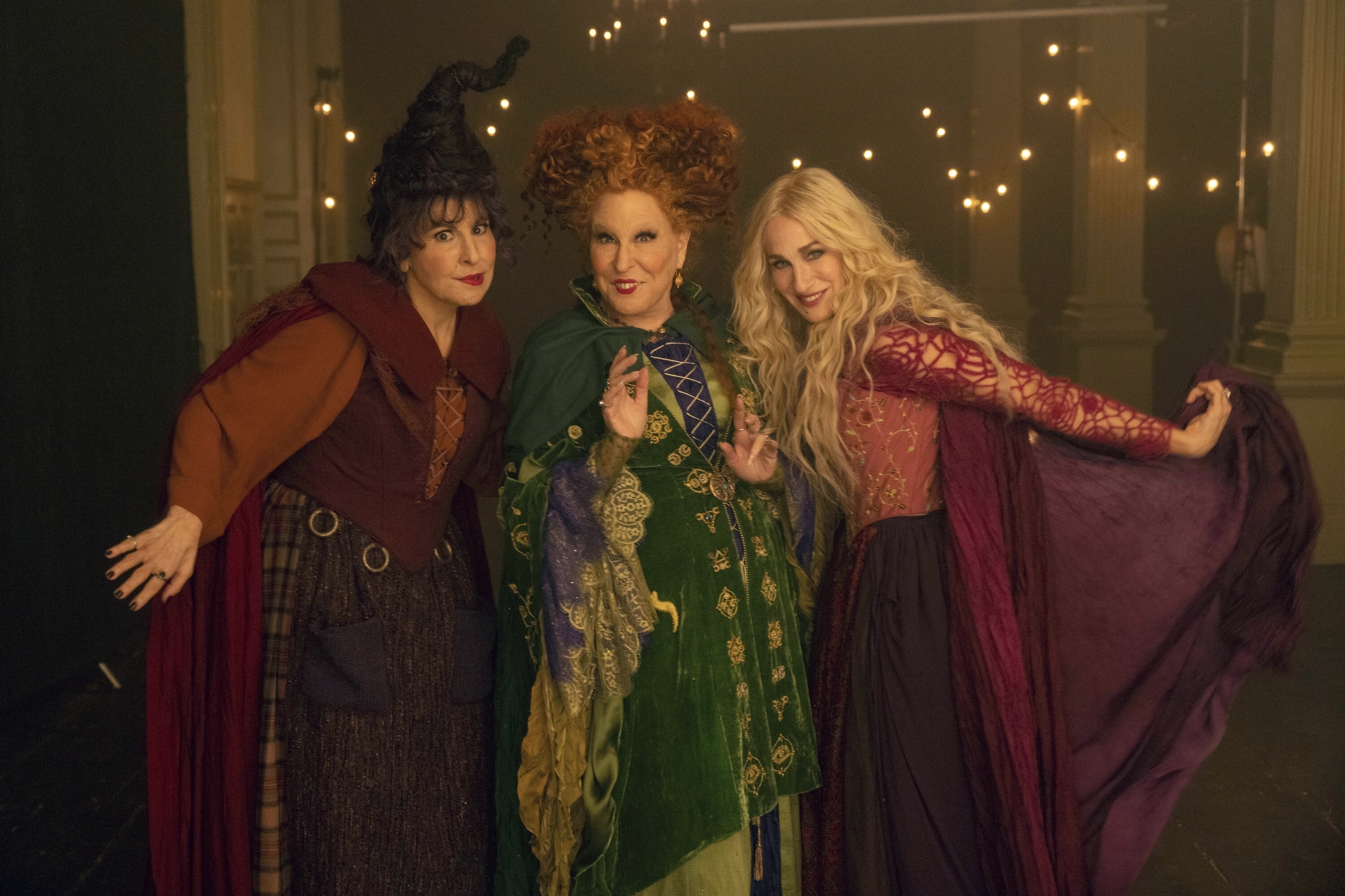 Kathy Najimy, Bette Midler, and Sarah Jessica Parker in witch costumes on the set of "Hocus Pocus 2"