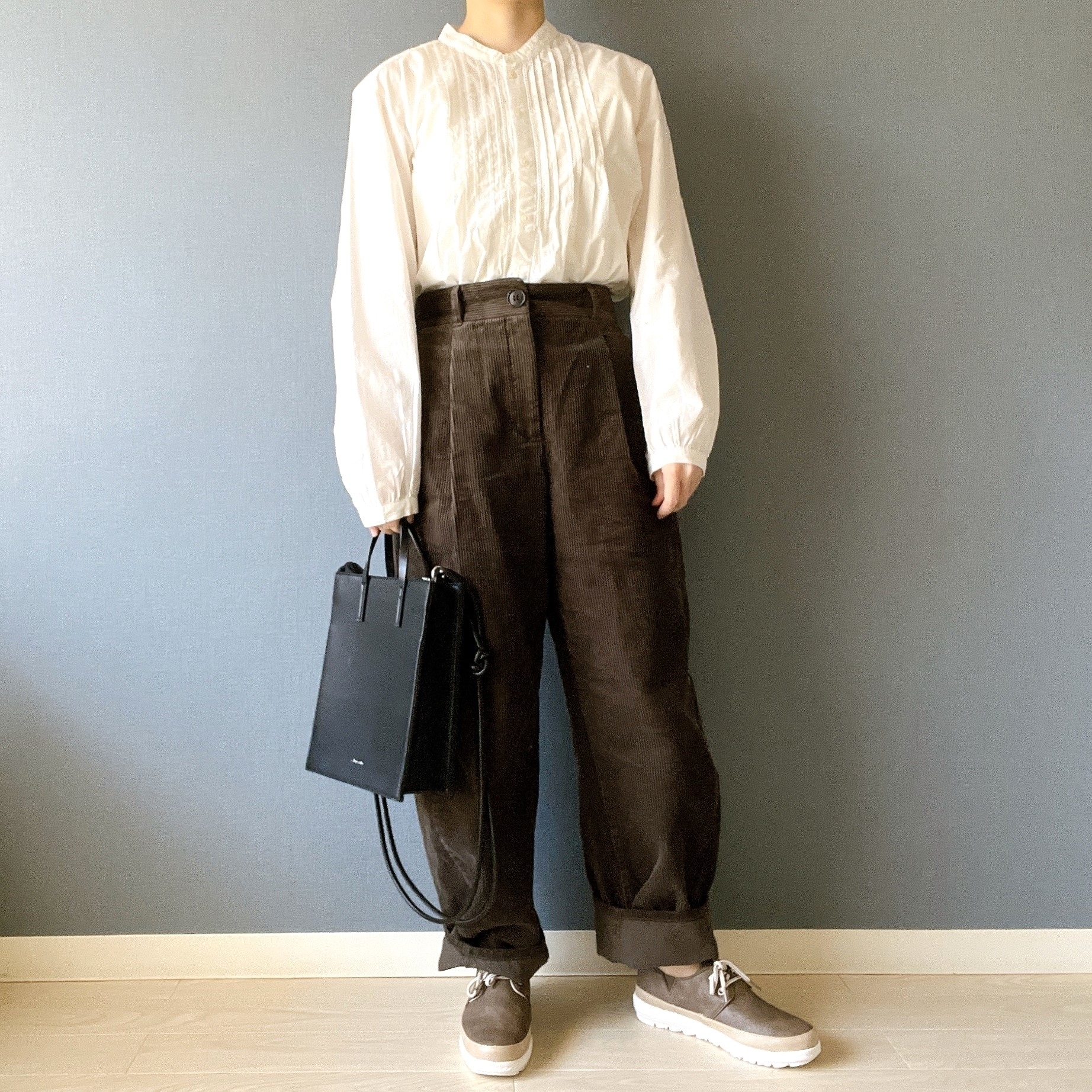 GUのおすすめアイテム「コーデュロイバレルレッグパンツ+EC（丈短め68.0cm）（セットアップ可能）」