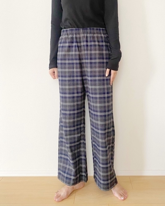 UNIQLO(ユニクロ)のおすすめファッション「フランネルパンツ」のコーディネート