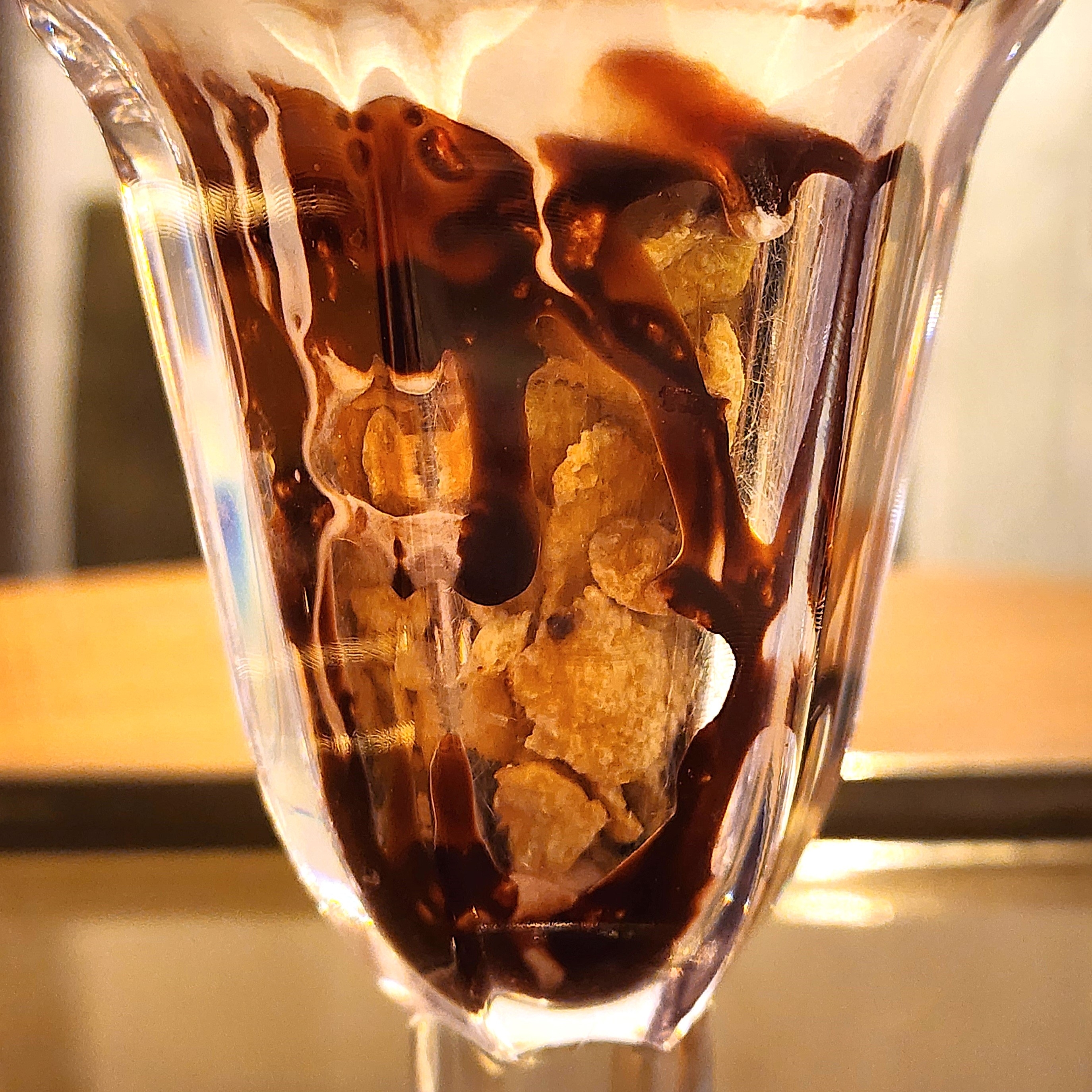 サンマルクカフェのおすすめスイーツ「チョコクロづくし チョコクロパフェ」