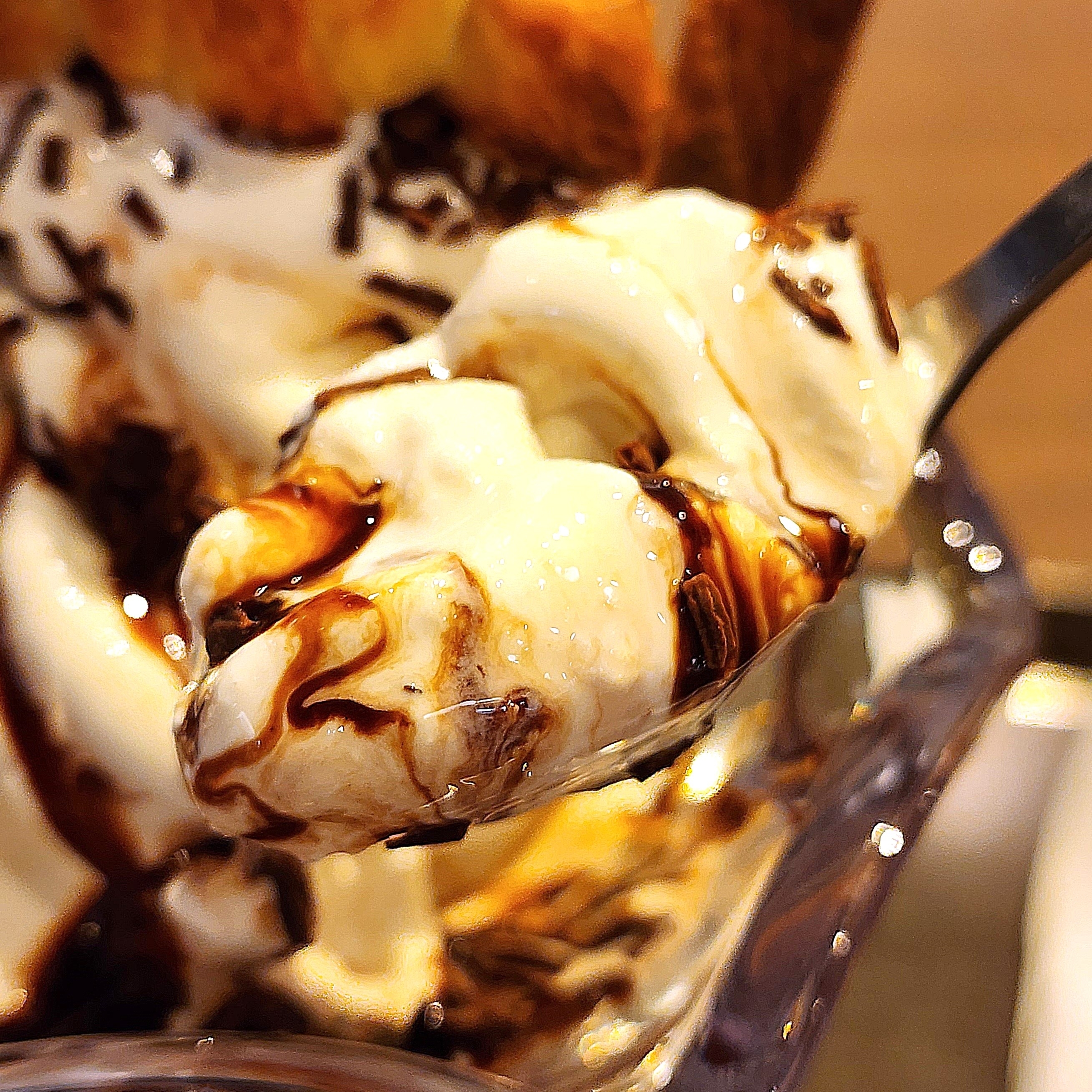 サンマルクカフェのおすすめスイーツ「チョコクロづくし チョコクロパフェ」