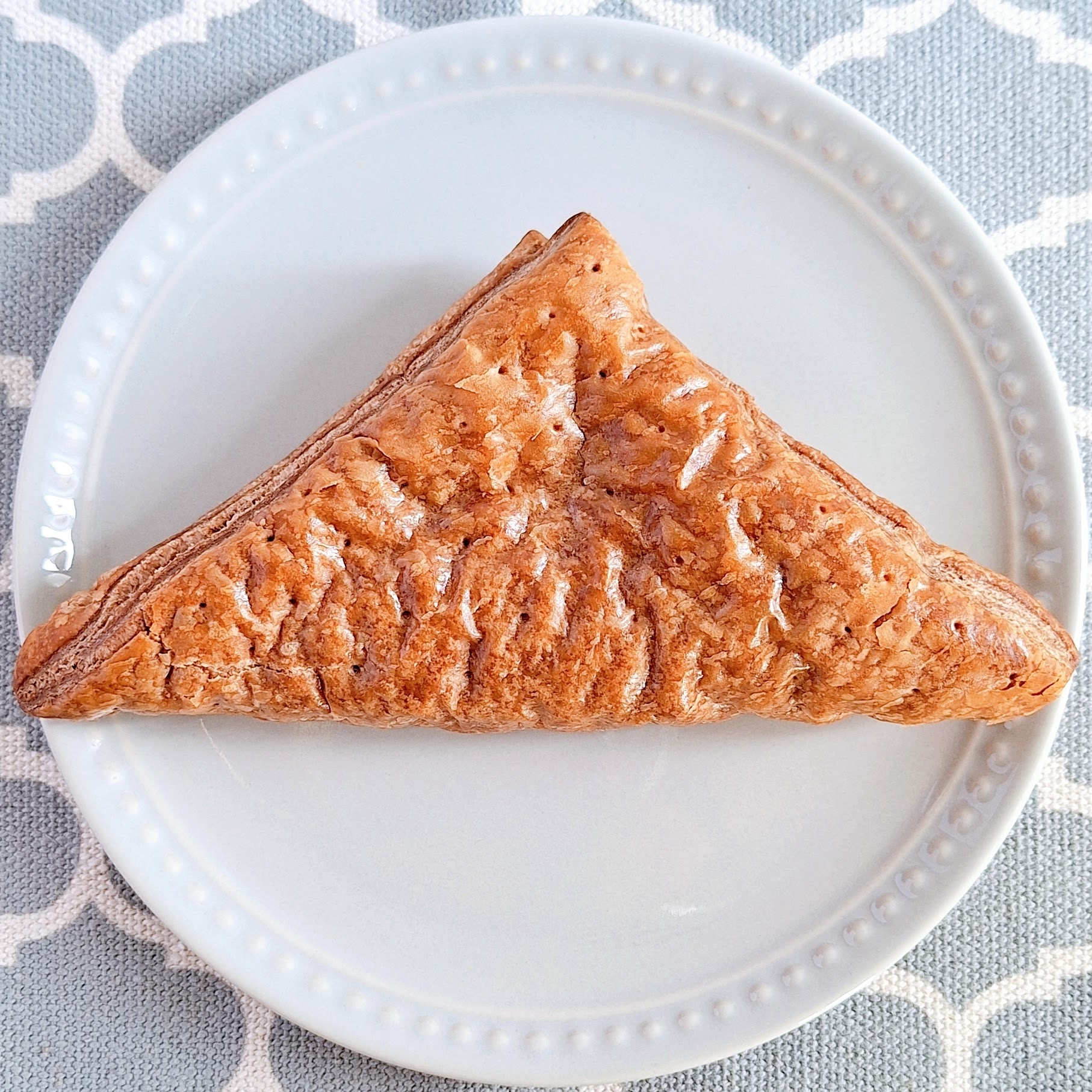 ローソンのおすすめパン「塩チョコパイ」