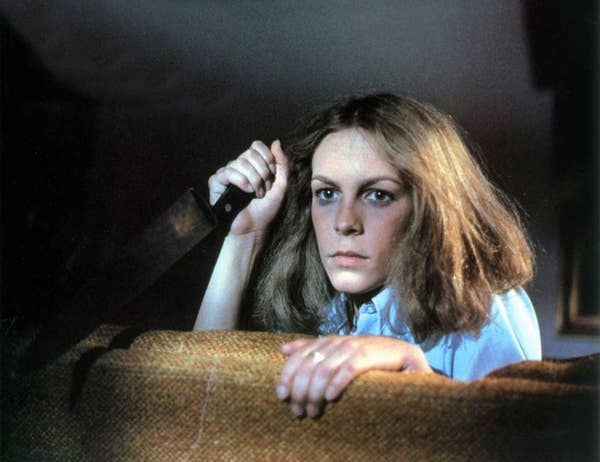 Jamie Lee Curtis holding a knife in &quot;Halloween&quot;