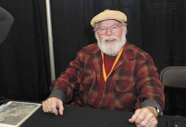 Charles Cyphers in a plaid shirt at Halloween Con: 40 Years of Terror
