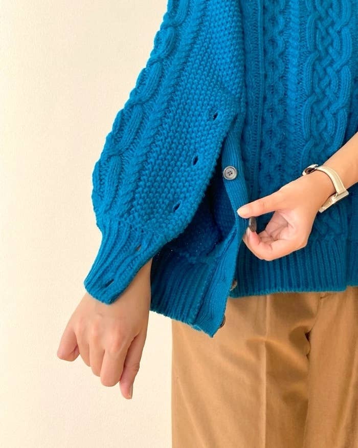 GU】後ろ姿までかわいい〜！今なら1000円オフの「一軍入りニット」ぽ 