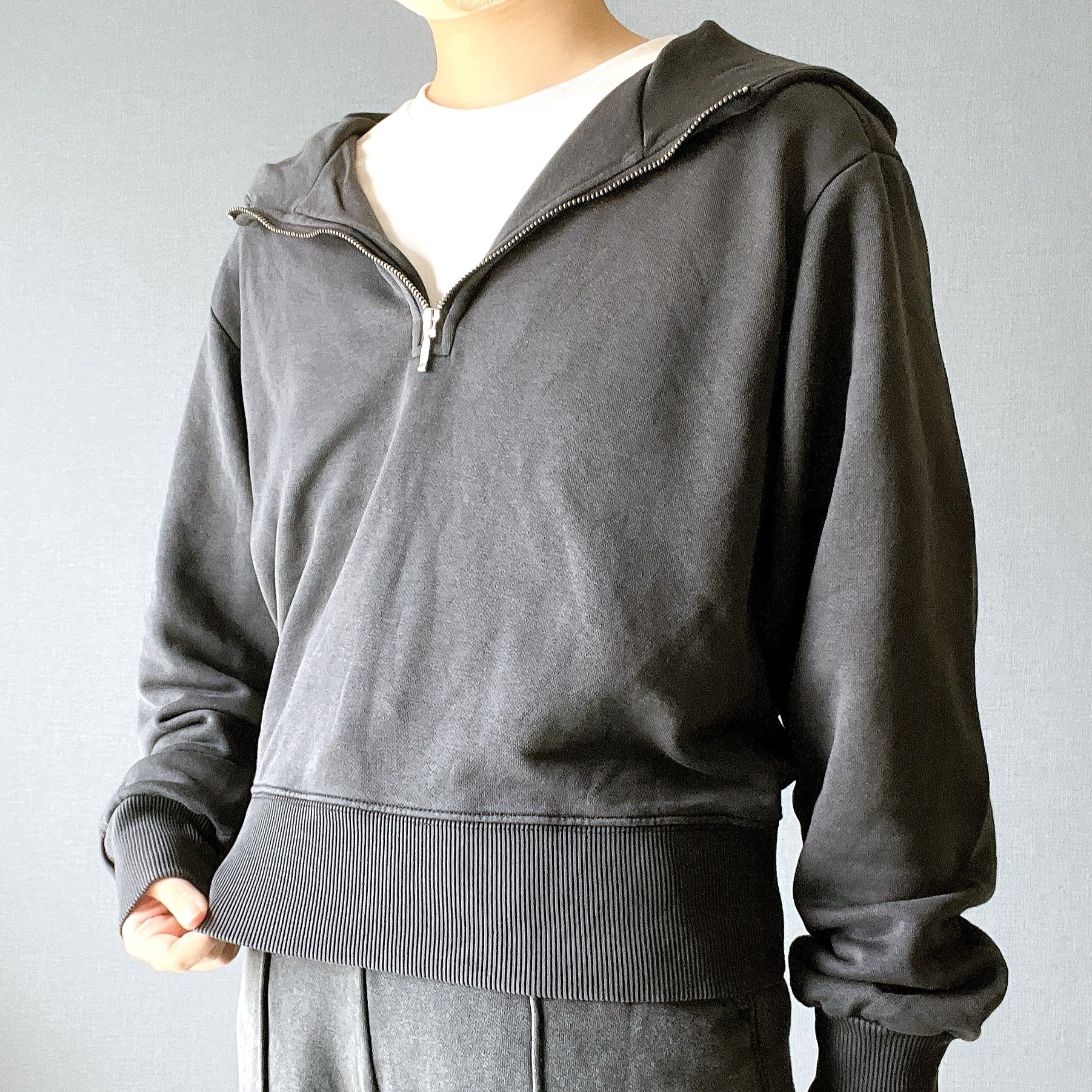 ヴィンテージ ウォッシュド デニム パーカー ハーフジップ 無地 GU】これが1490円はコスパすごい…!すぽんと着るだけで可愛い