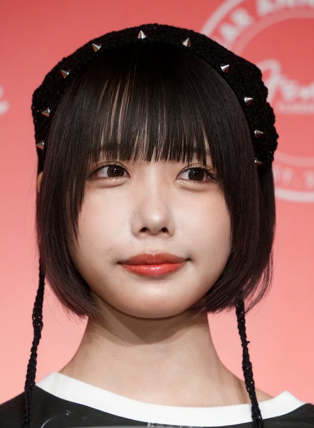 あのちゃん「髪ボサボサ」私服ショットを公開→「え？！ワンピース 