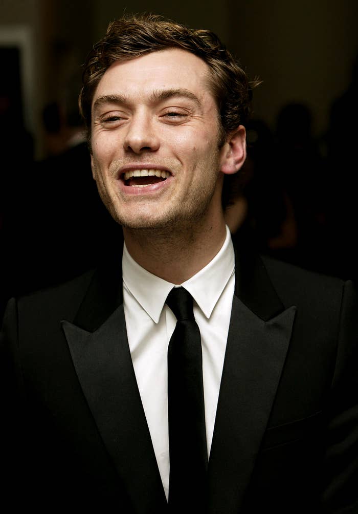 Jude Law in a suit and tie in 2004