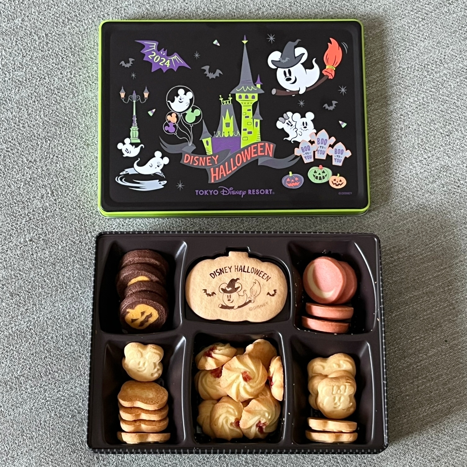 ディズニー土産】かわいすぎて食べられないよ…！ハロウィーン限定の「激かわクッキー」中も外もゴーストだらけなの！《購入レビュー》