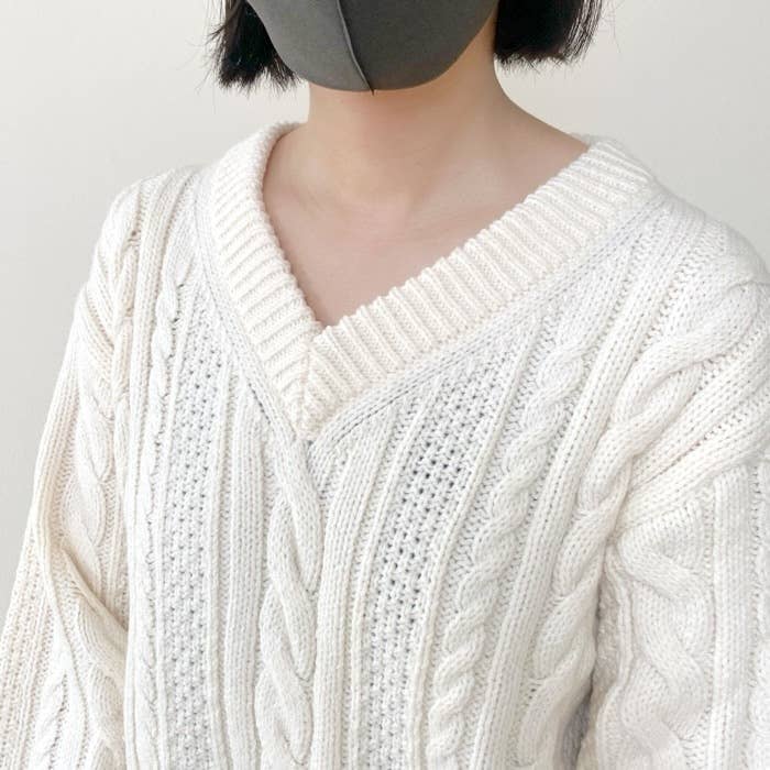 ユニクロ】スッキリ見せの『天才ニット』がすごい！「めちゃくちゃ 