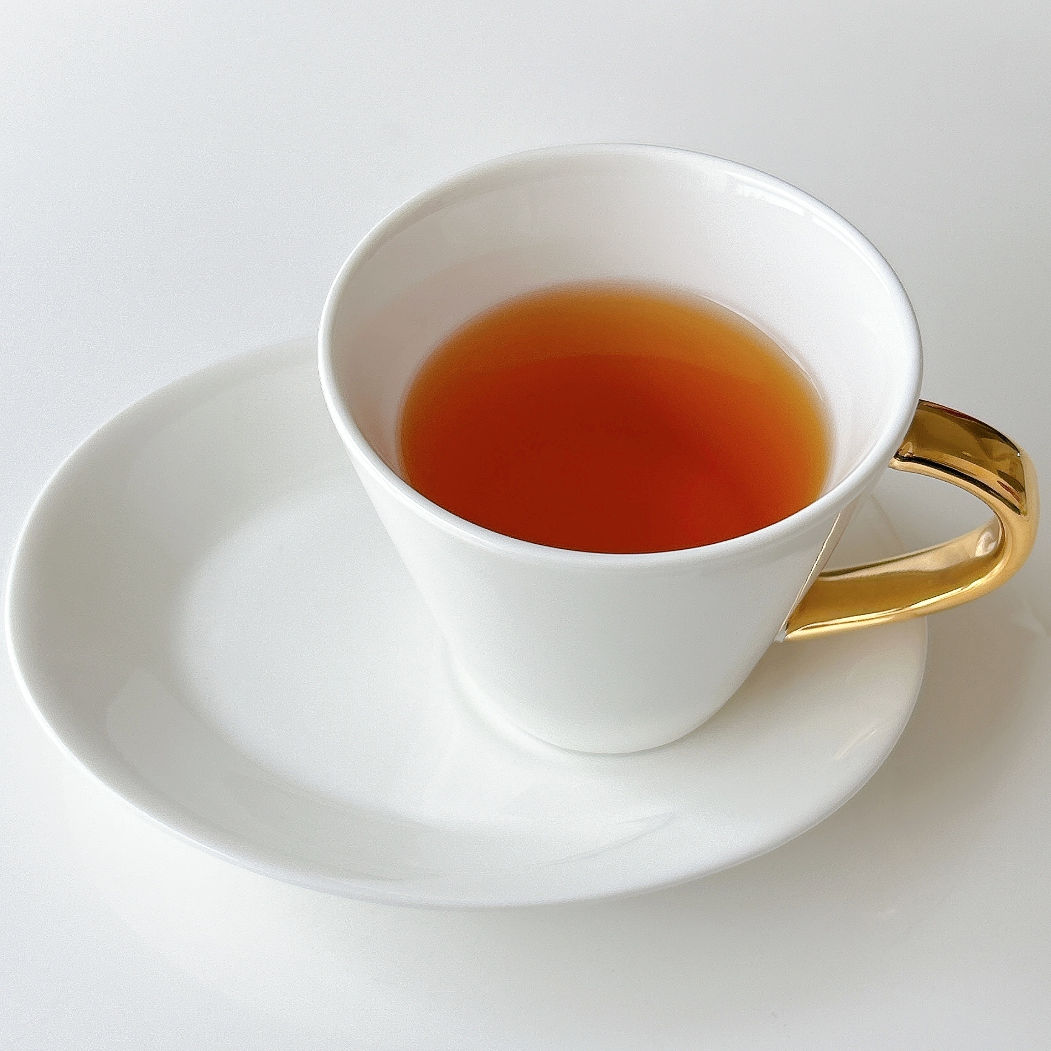 NITORI（ニトリ）のおすすめ食器「【デコホーム商品】カップ&amp;amp;ソーサー（WH WK436）」