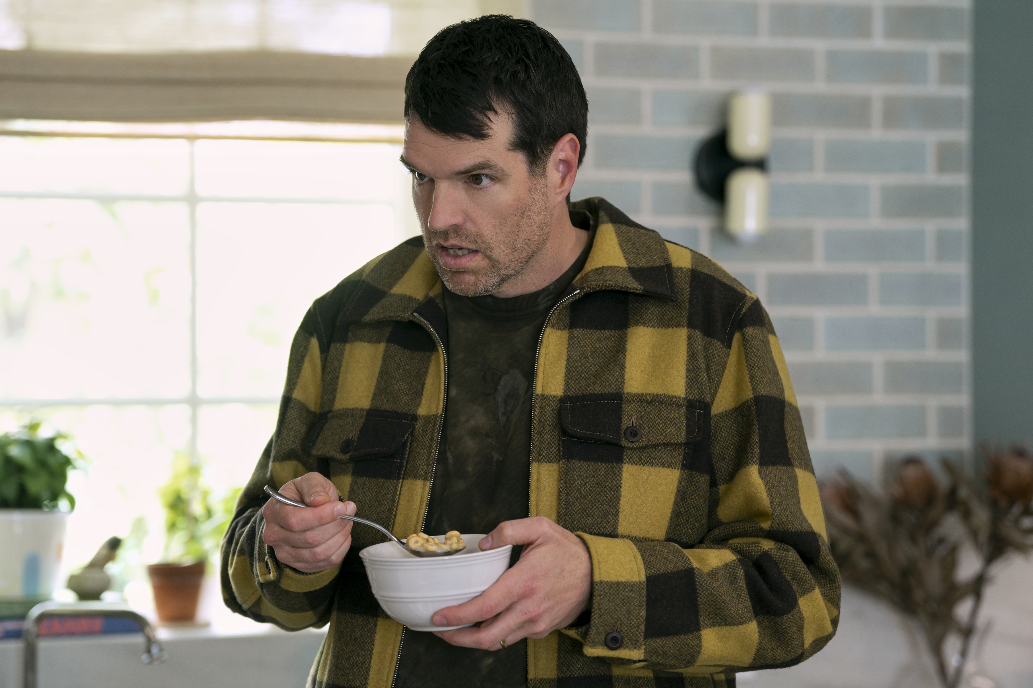 timothy simons in a scene from "nobody wants this"