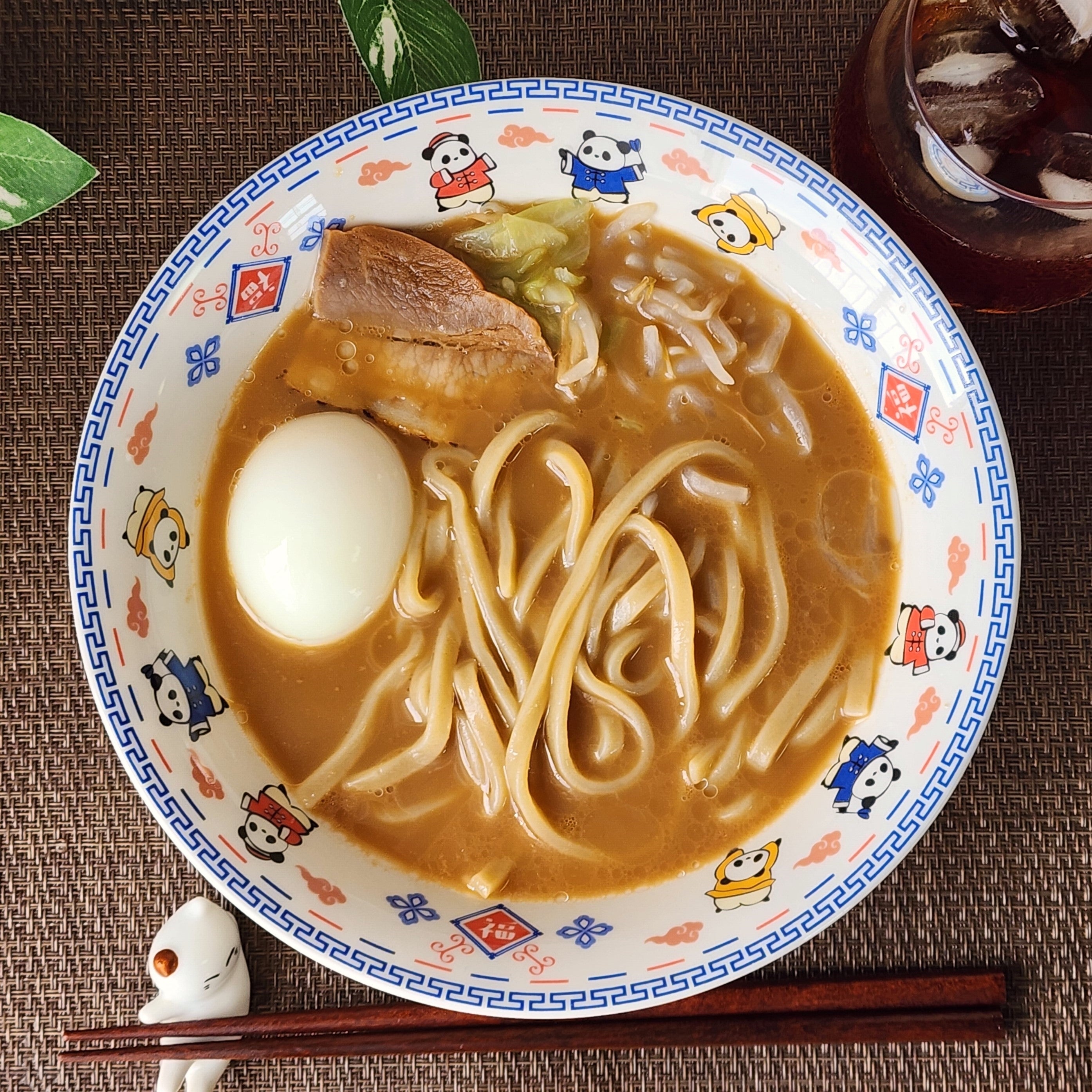 木製パンダオブジェ 魚をくわえたデザイン 【公式通販】
