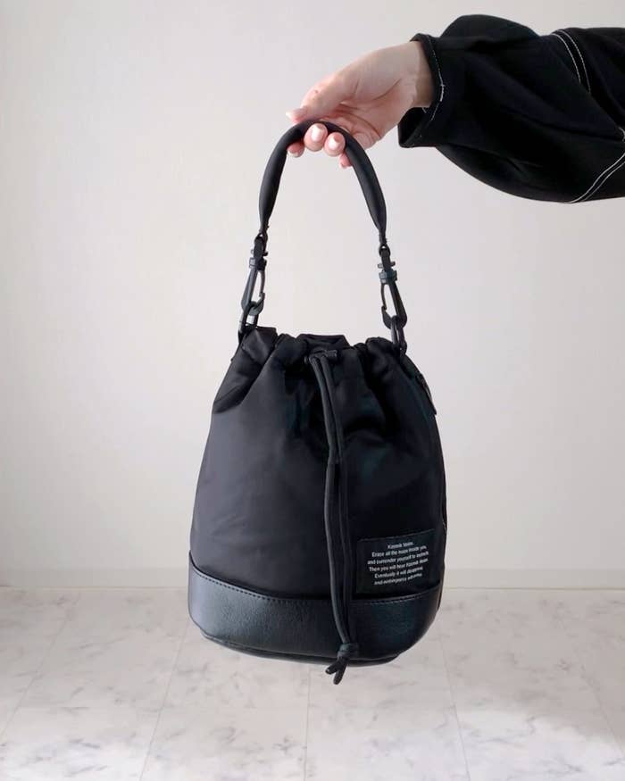 GU】「待望の理想バッグ」「コスパ良すぎ」アンダーカバーコラボの『激  