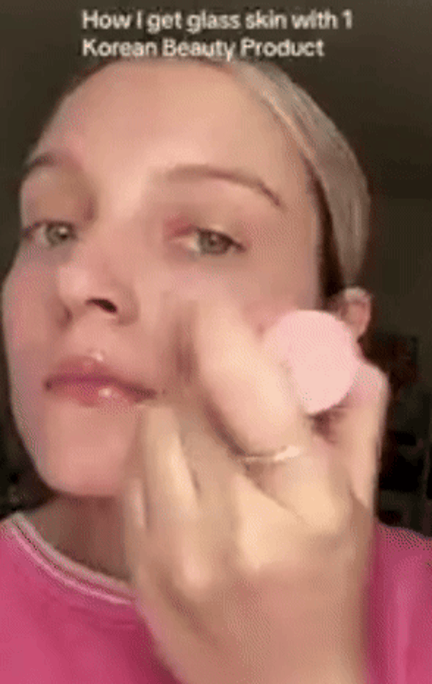 Model demonstrates exertion  of a multibalm connected  face