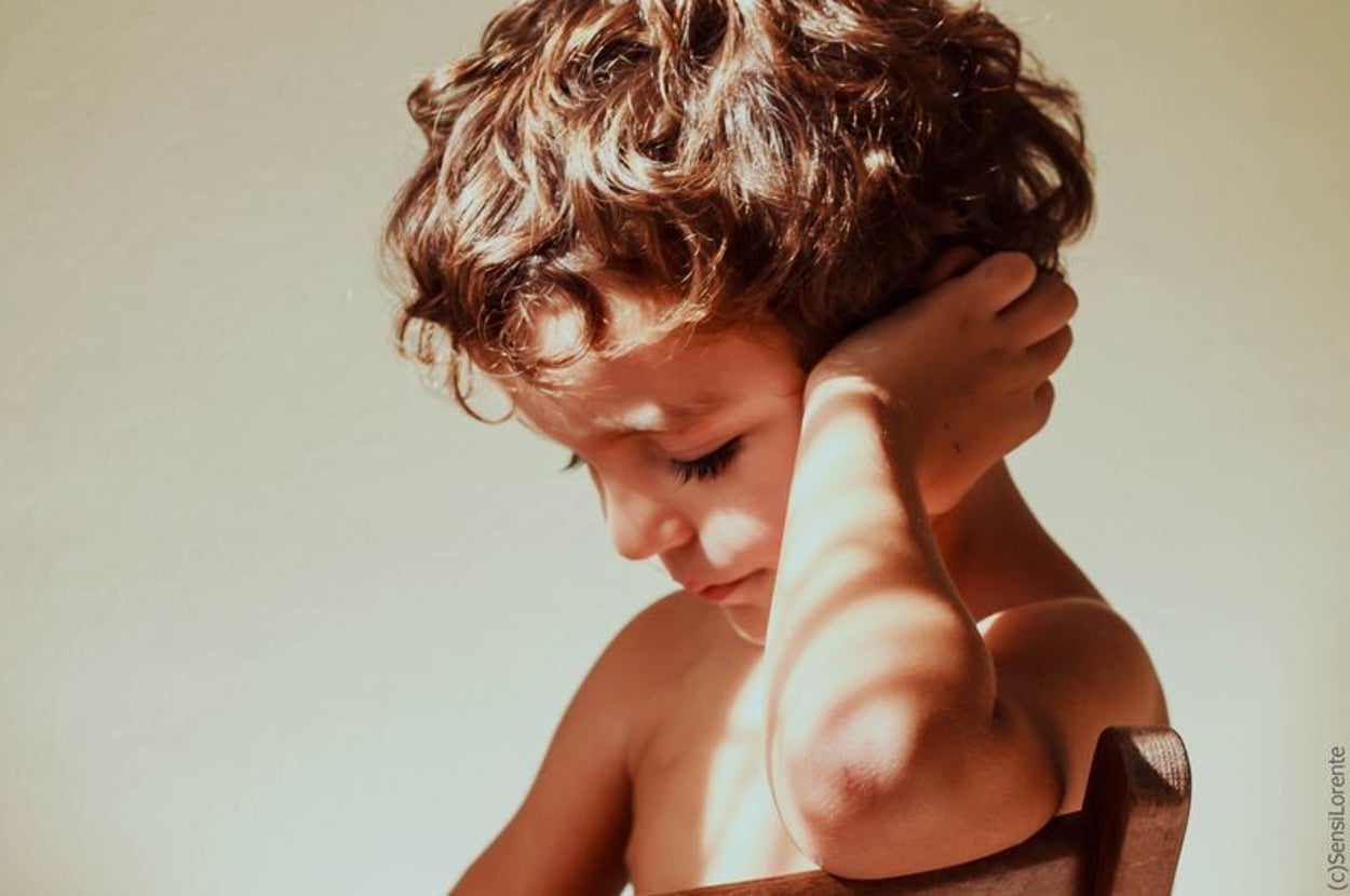 Parenting Experts Say These Are The Topics You Should Never Discuss Around Your Children