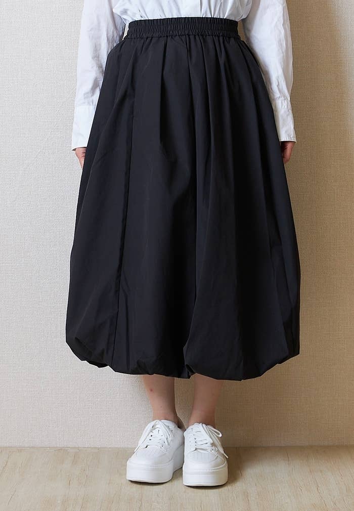 GU】コスパもデザインも最高…！「シルエットがきれい」「買って大正解 
