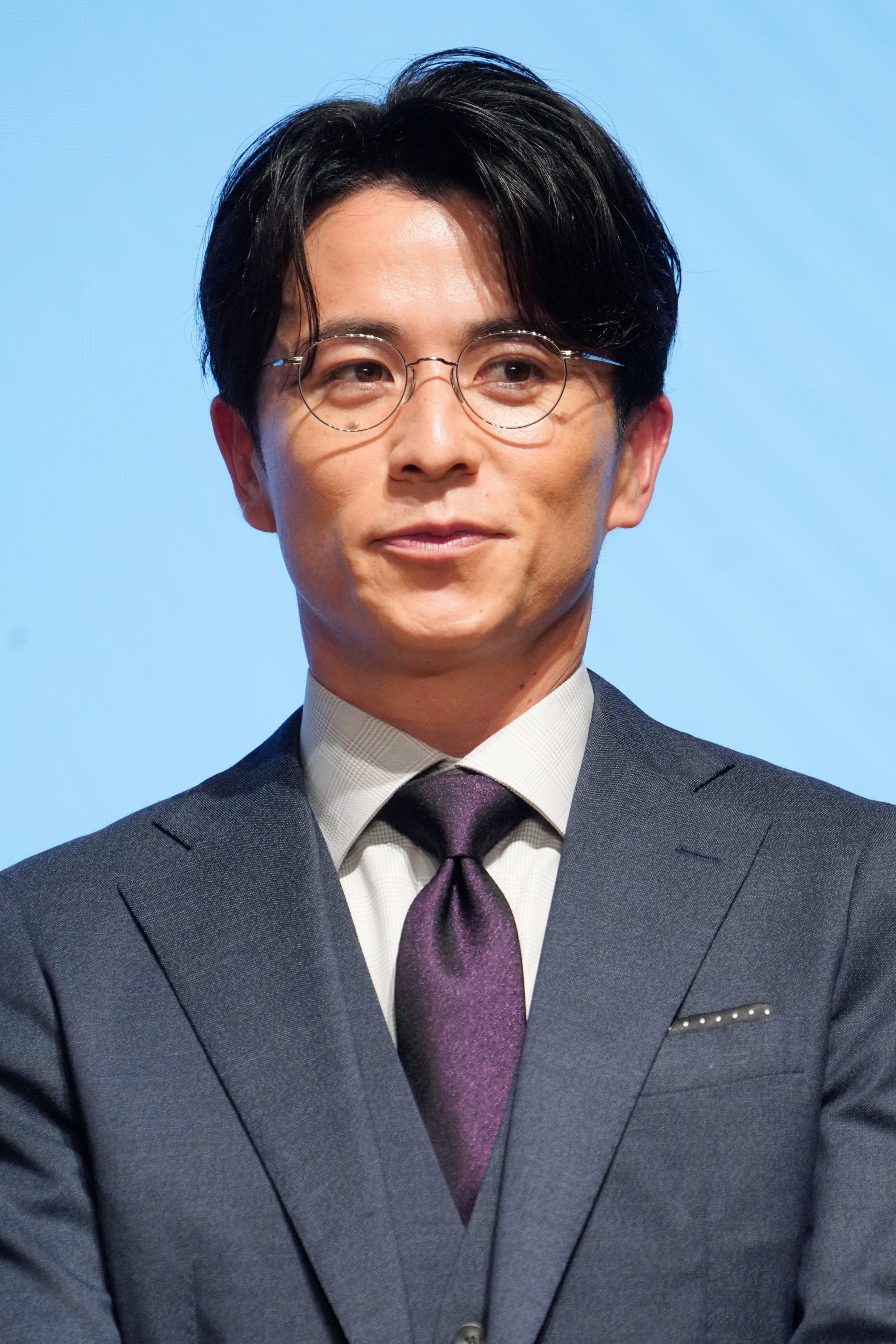 藤森慎吾、退院した第1子との2ショットを公開→「目元が似てる
