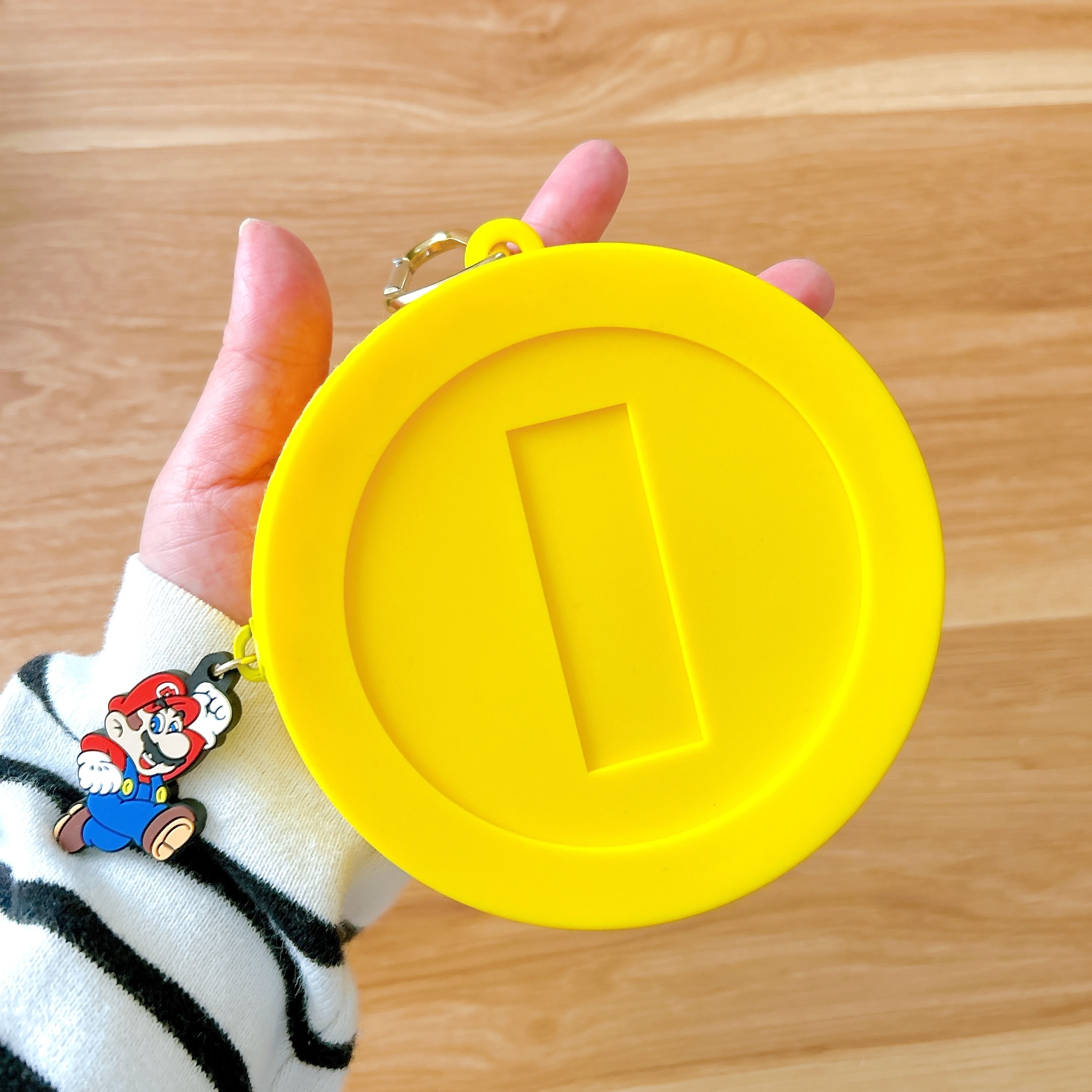 スーパーニンテンドーワールド マリオ コインケース もう財布はコレでいいじゃん…！マリオの「コイン型ケース」が