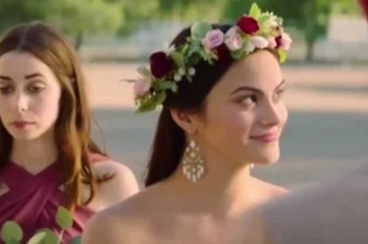 This Woman’s Friend Is Trying To Tag Along On Her Honeymoon, And She’s Wondering If She’s The A**Hole For Refusing To Book The Same Flights