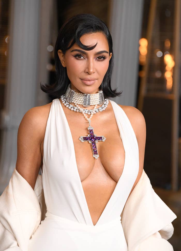 Kim Kardashian Had A Sexy Photo Shoot With Her New Robot Toy