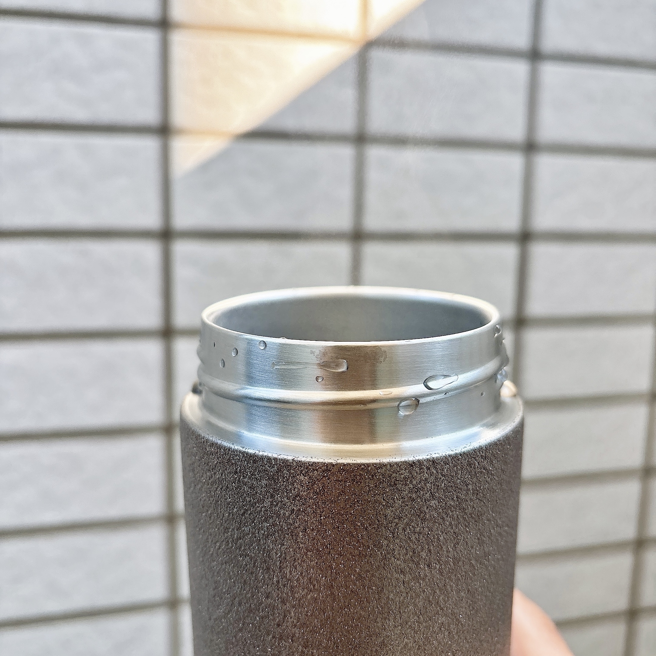 ほんっとに可愛い！」「キラキラで気分が上がる」スタバ新作の『宝石