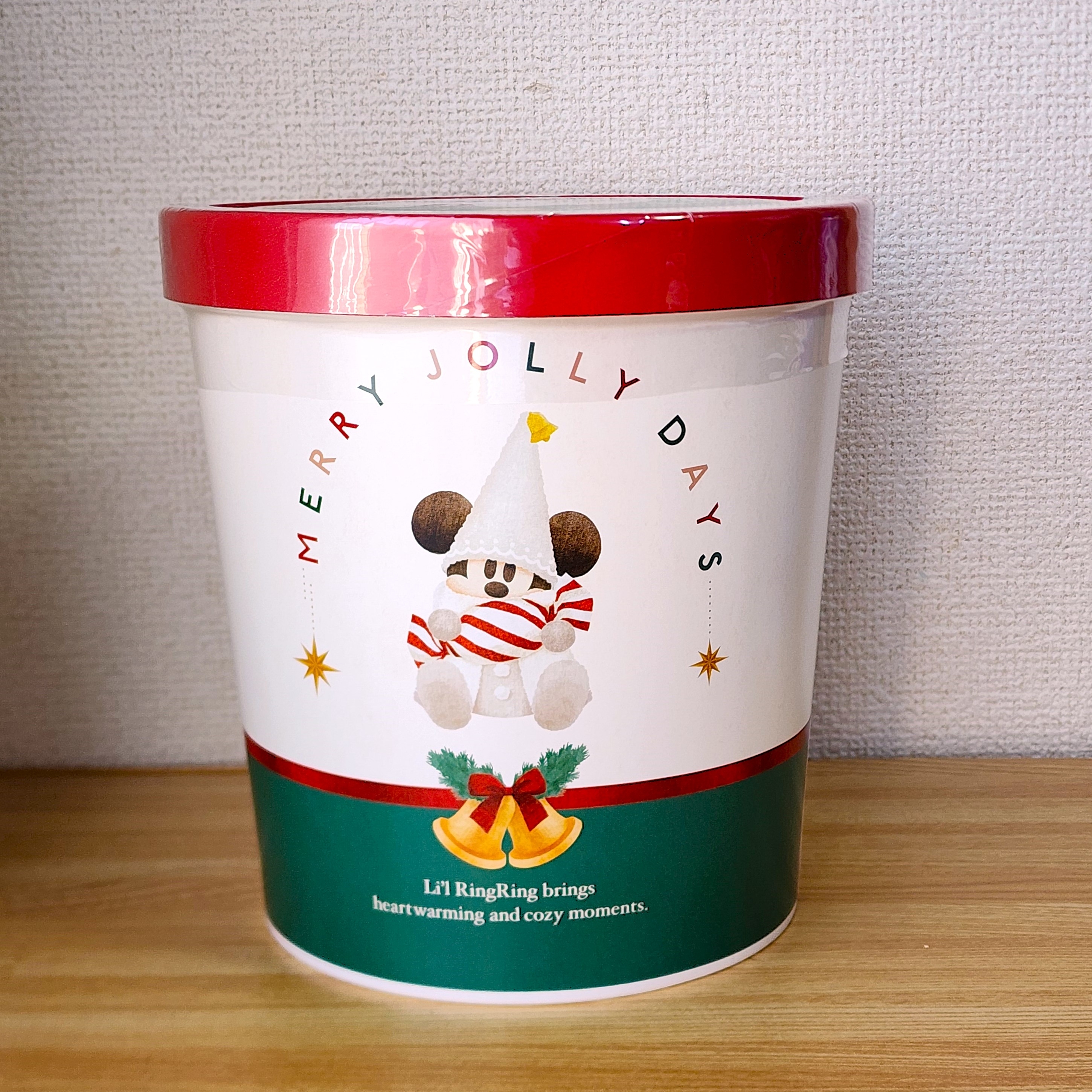 思わず3度見した！ディズニーランドの「衝撃おみやげ」お菓子が