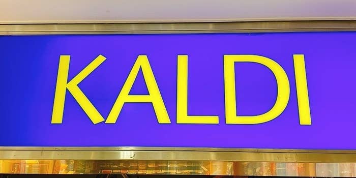 KALDI（カルディ）の看板