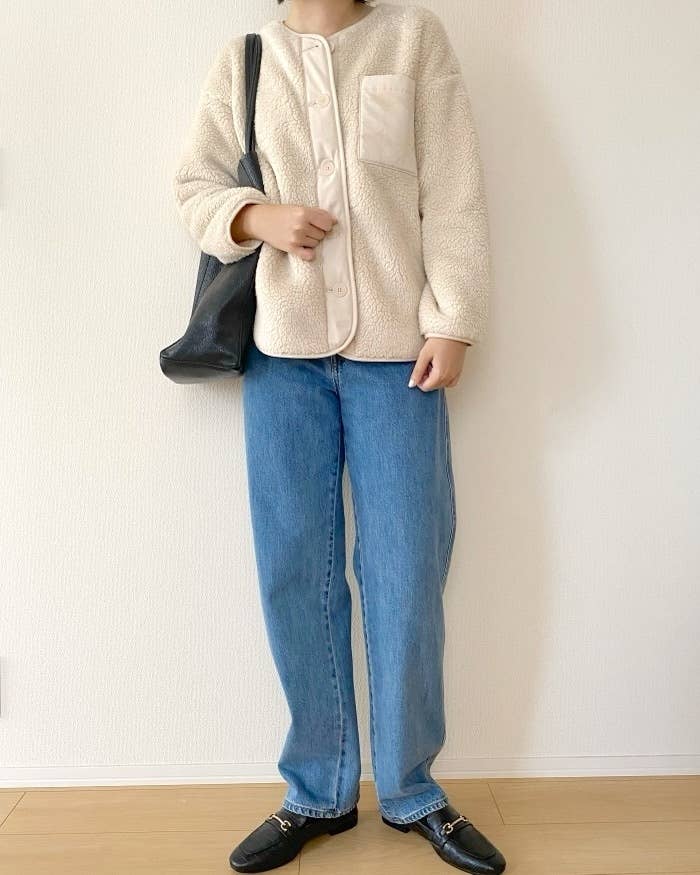 ユニクロ】レビュー230件以上の「ふわもこアウター」さりげない 