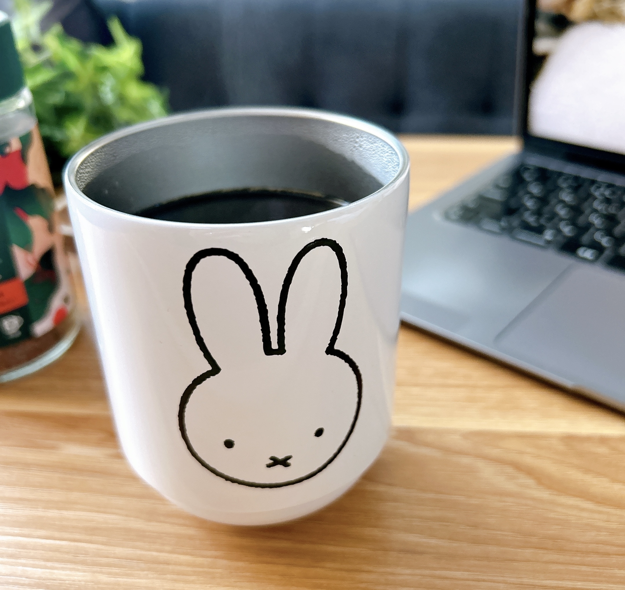 FamilyMart（ファミリーマート）のおすすめ雑誌付録「miffy 真空断熱 スタッキングタンブラー BOOK 全2種」