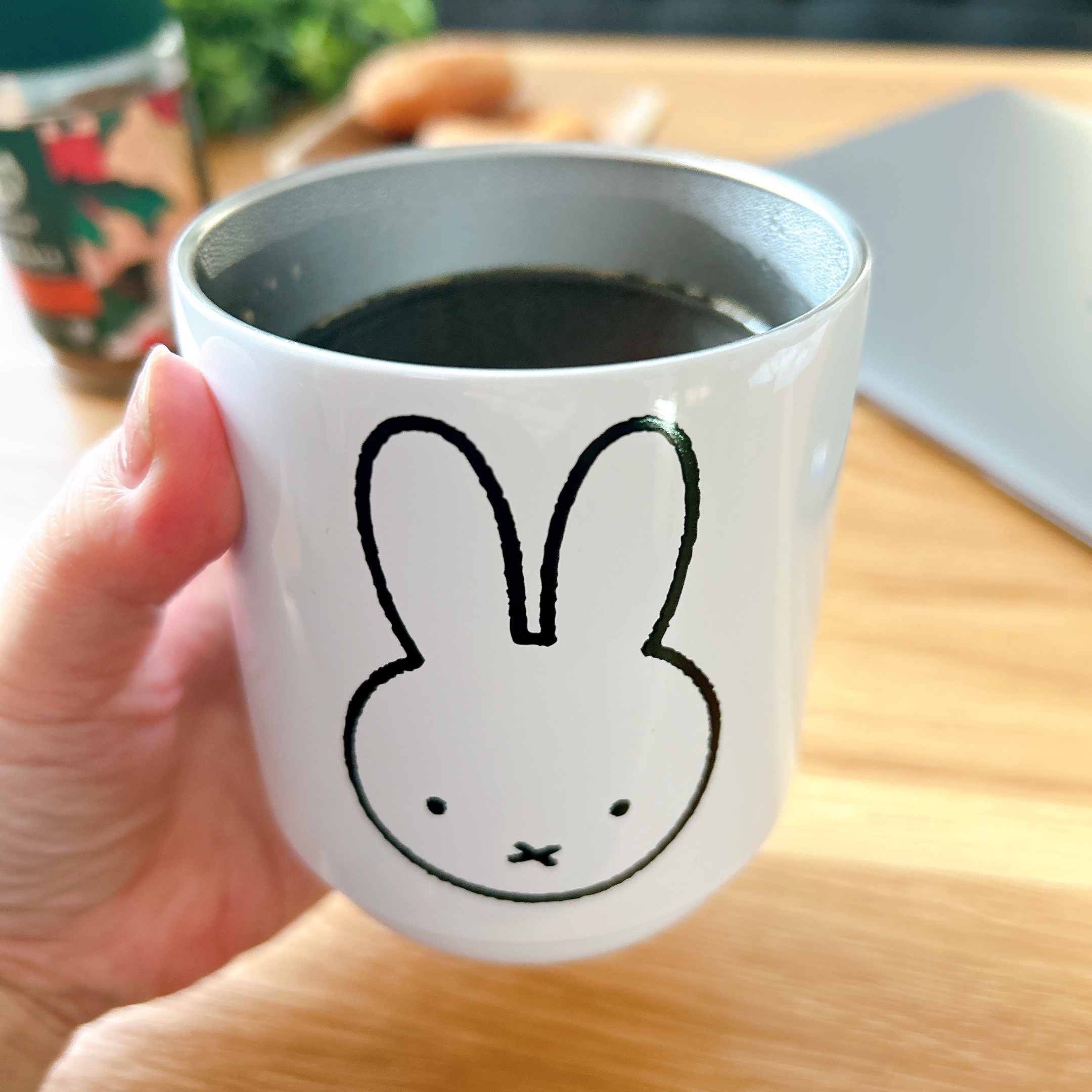 FamilyMart(ファミリーマート)のおすすめ雑誌付録「miffy 真空断熱 スタッキングタンブラー BOOK 全2種」