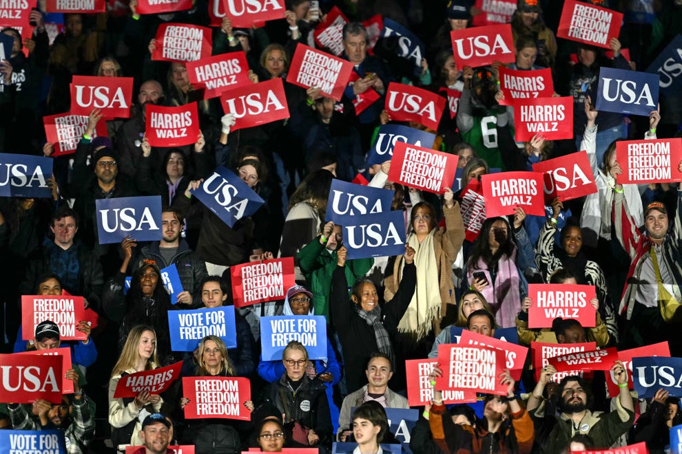 Final Rally Kamala Harris's Last Rally Crowd Vs. Trump's Last Rally Crowd