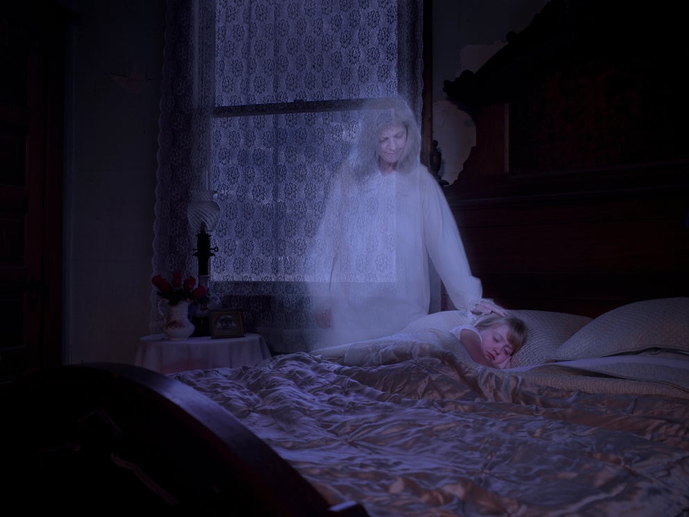 23 Paranormal Encounters That Left People Speechless