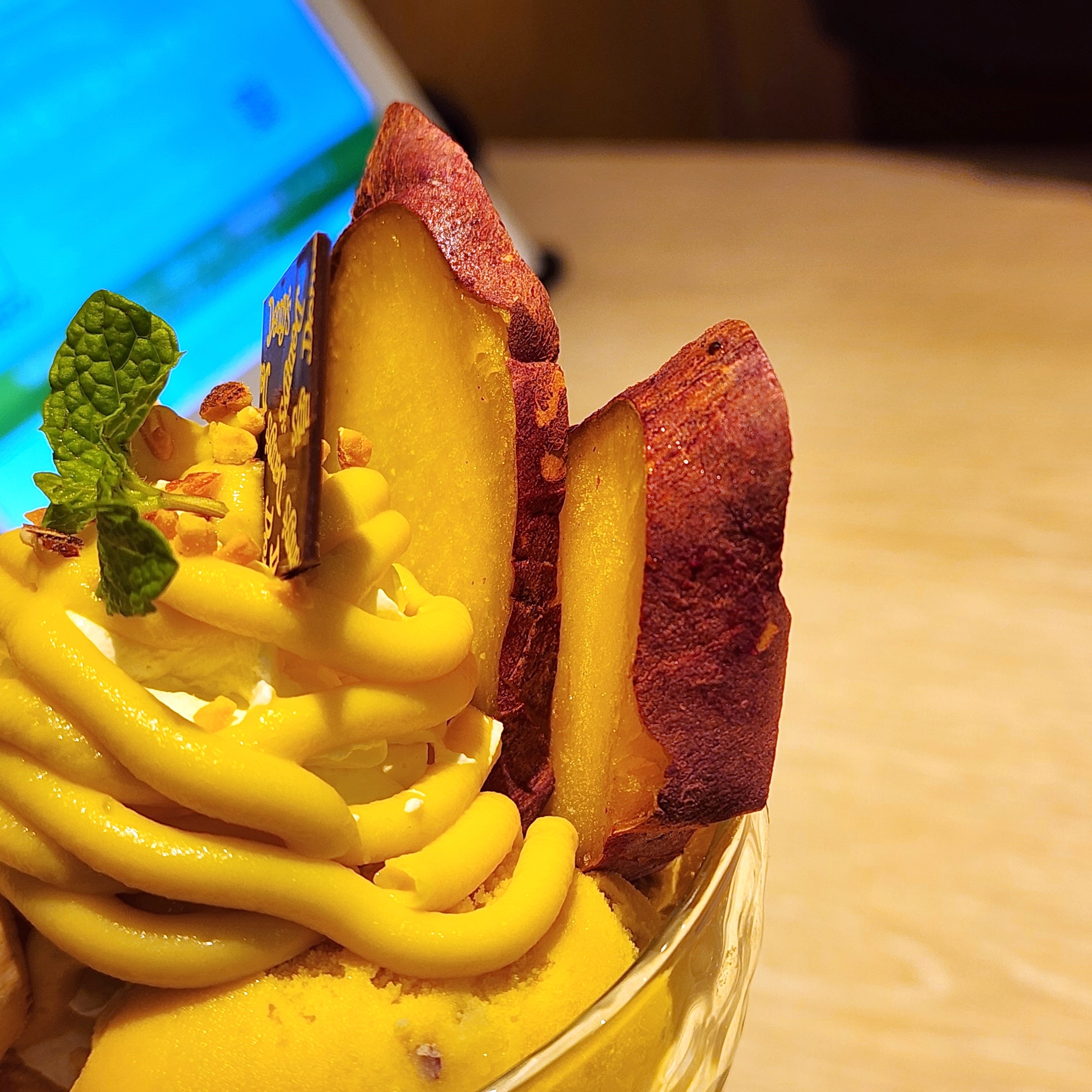 デニーズ】1年中売ってくれ〜！上から下まで芋づくしの「ボリューム